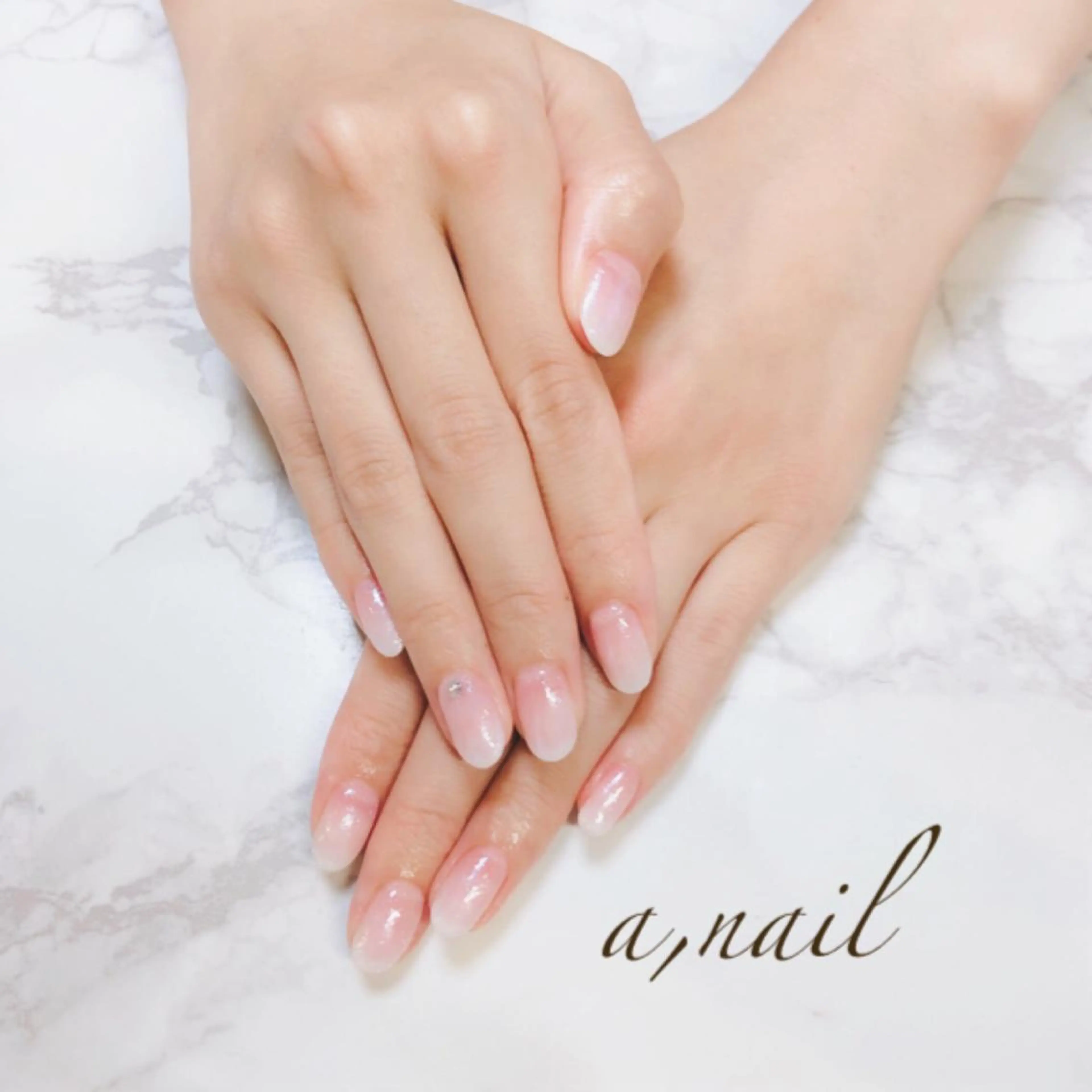 ネイル フットネイル ジェルネイル グラデーション オフィスネイル ワンカラーネイル ハンドネイル ネイルサロン エーネイルのネイルデザイン