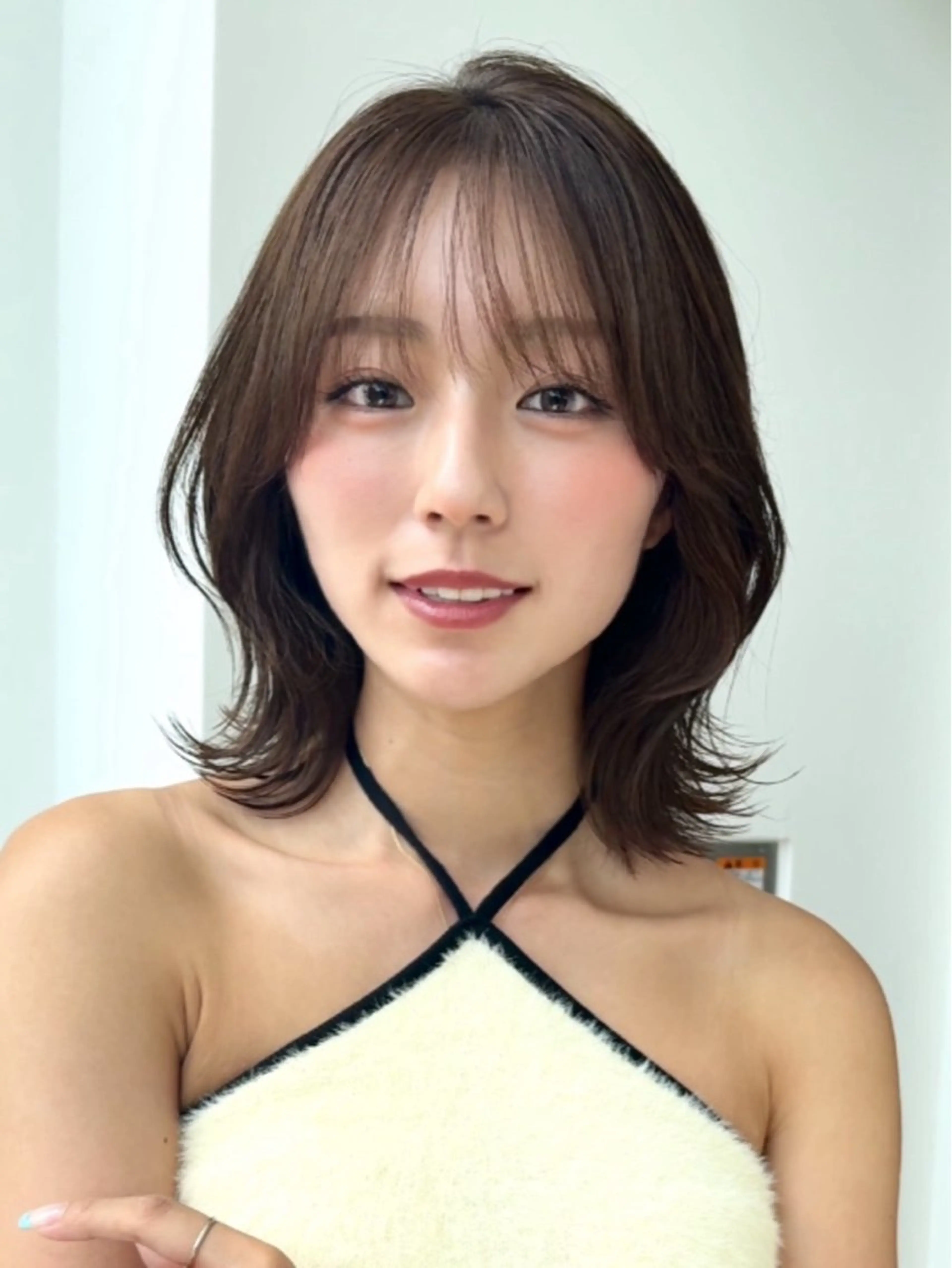 セミロング カラー カット ヘアカラー トリートメント 莉乃/縮毛矯正/髪質 改善/艶カラーのヘアスタイル