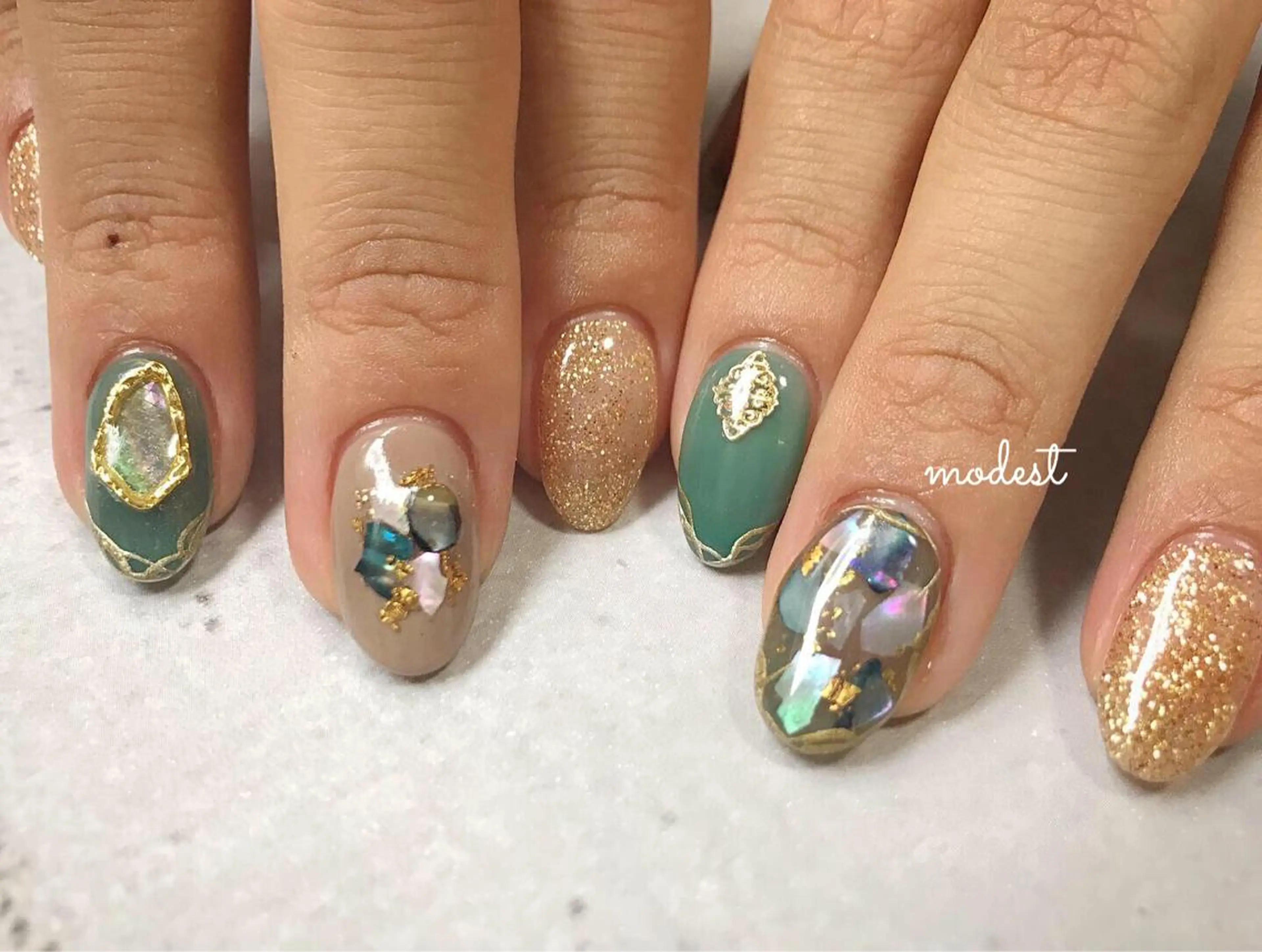 ネイル 久田 悠佳のネイルデザイン