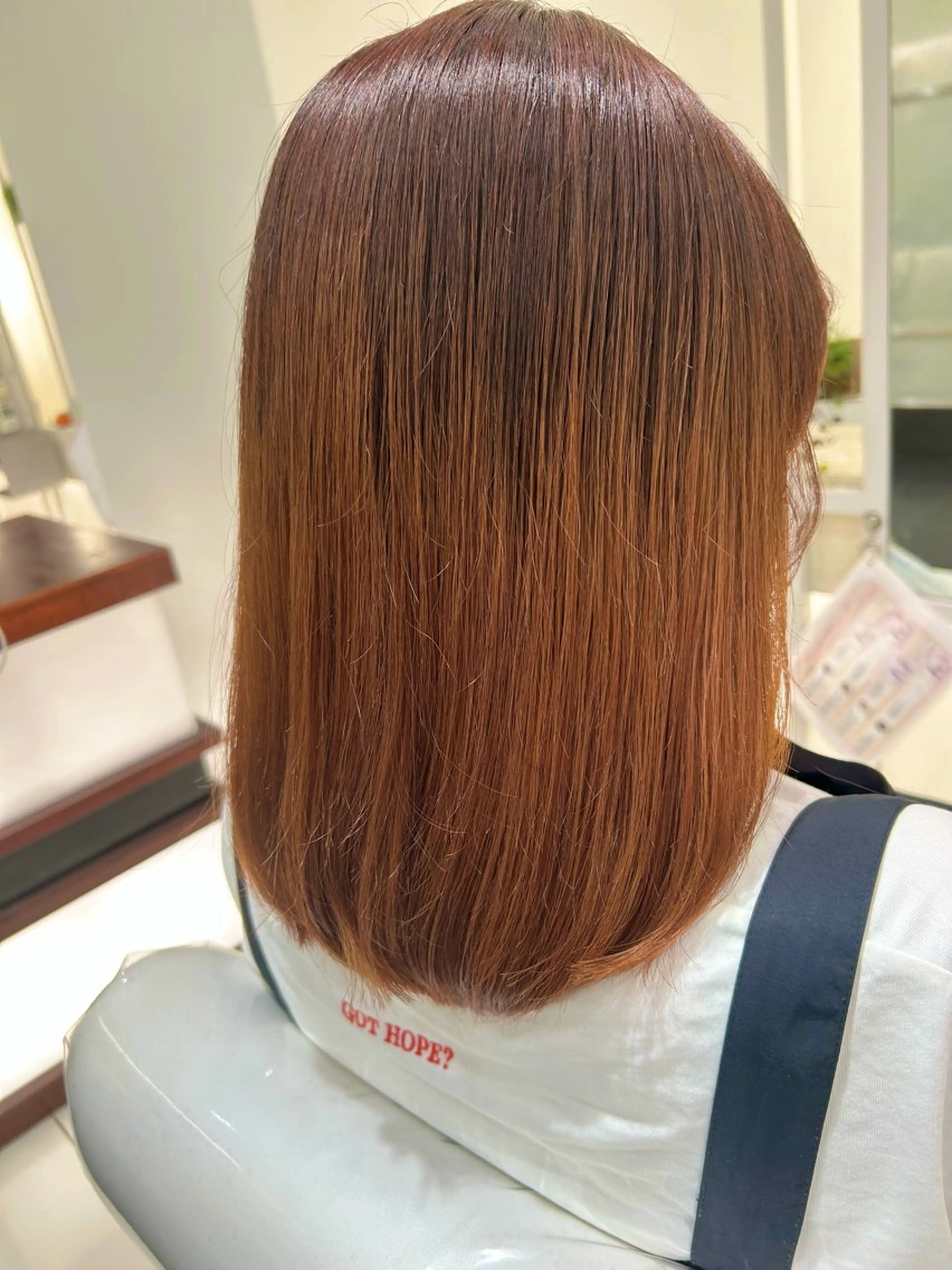 セミロング カラー カット ヘアカラー オオタ ユイナ🌈のヘアスタイル