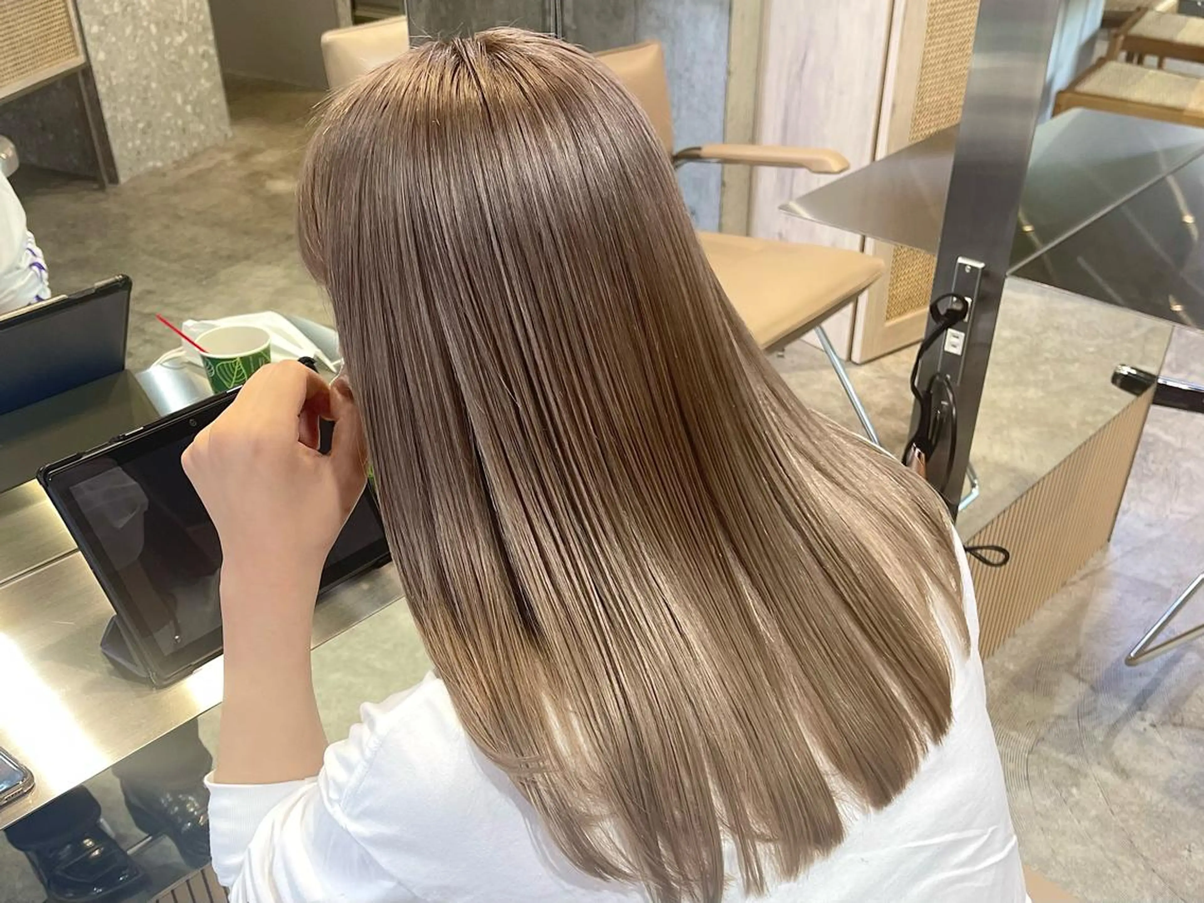 ロング ボブカット 💎坪谷のヘアスタイル