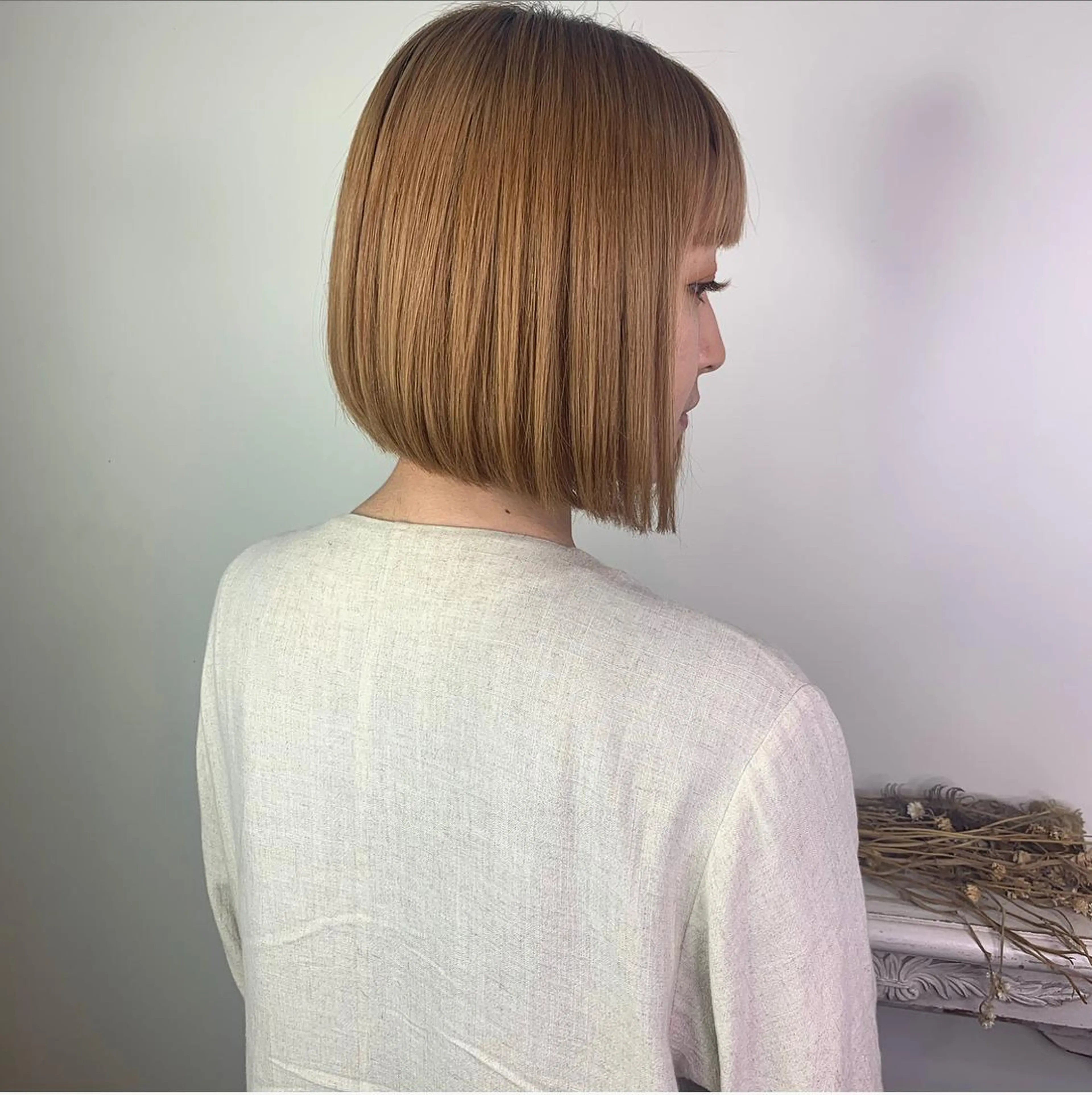 ショート カラー stylist店長 岡本真依のヘアスタイル