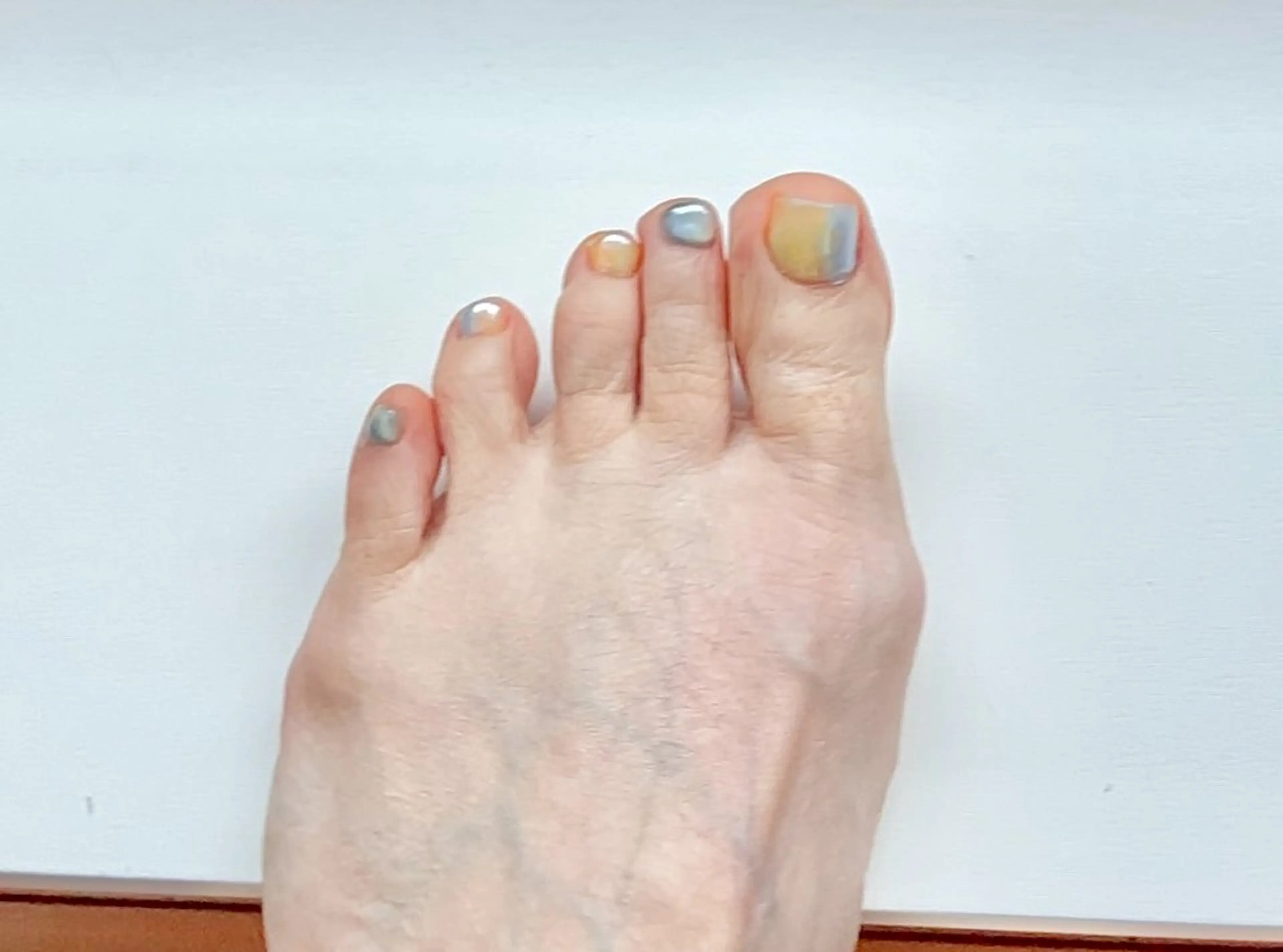 ネイル 持ち込み フットネイル 茂野 恵のネイルデザイン