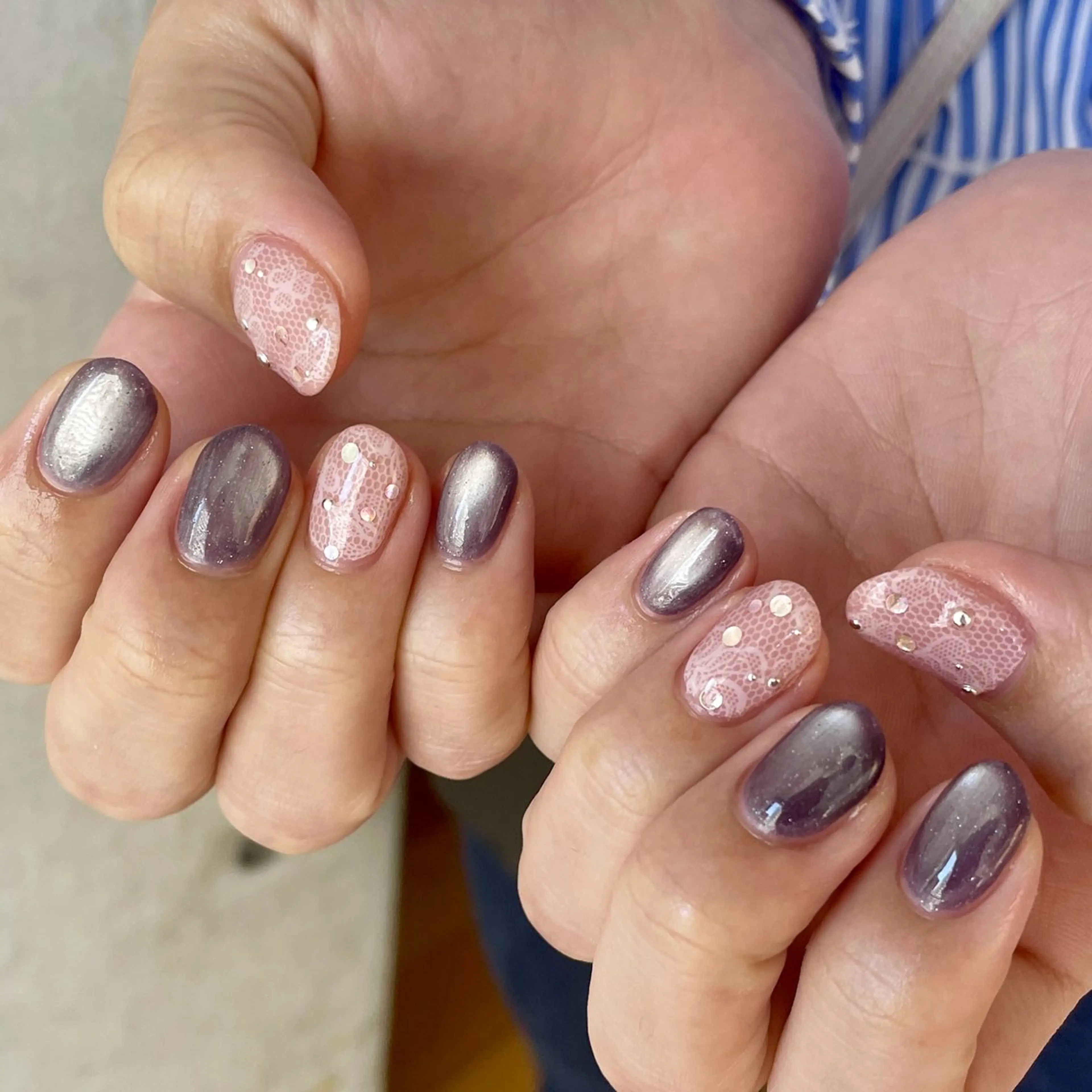 ネイル ブルー レース ハンドネイル LUNI 久屋大通 ˚✧₊⁎/ yuriのネイルデザイン