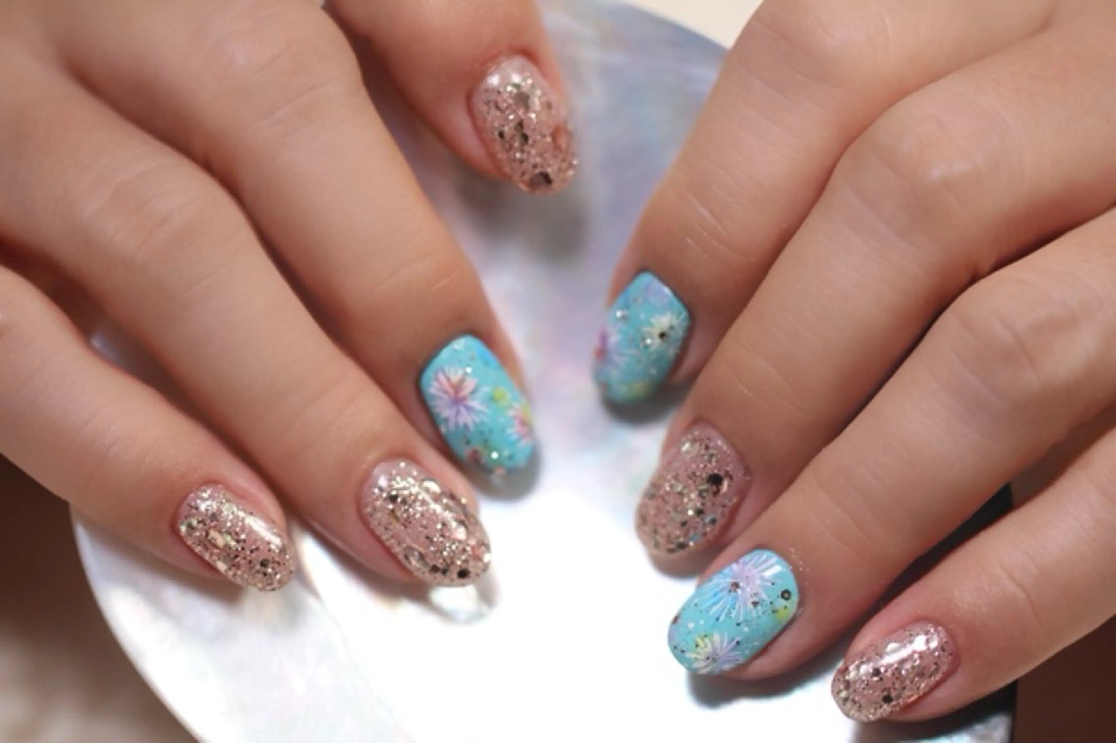 ネイル ジェルネイル しみ えんのネイルデザイン