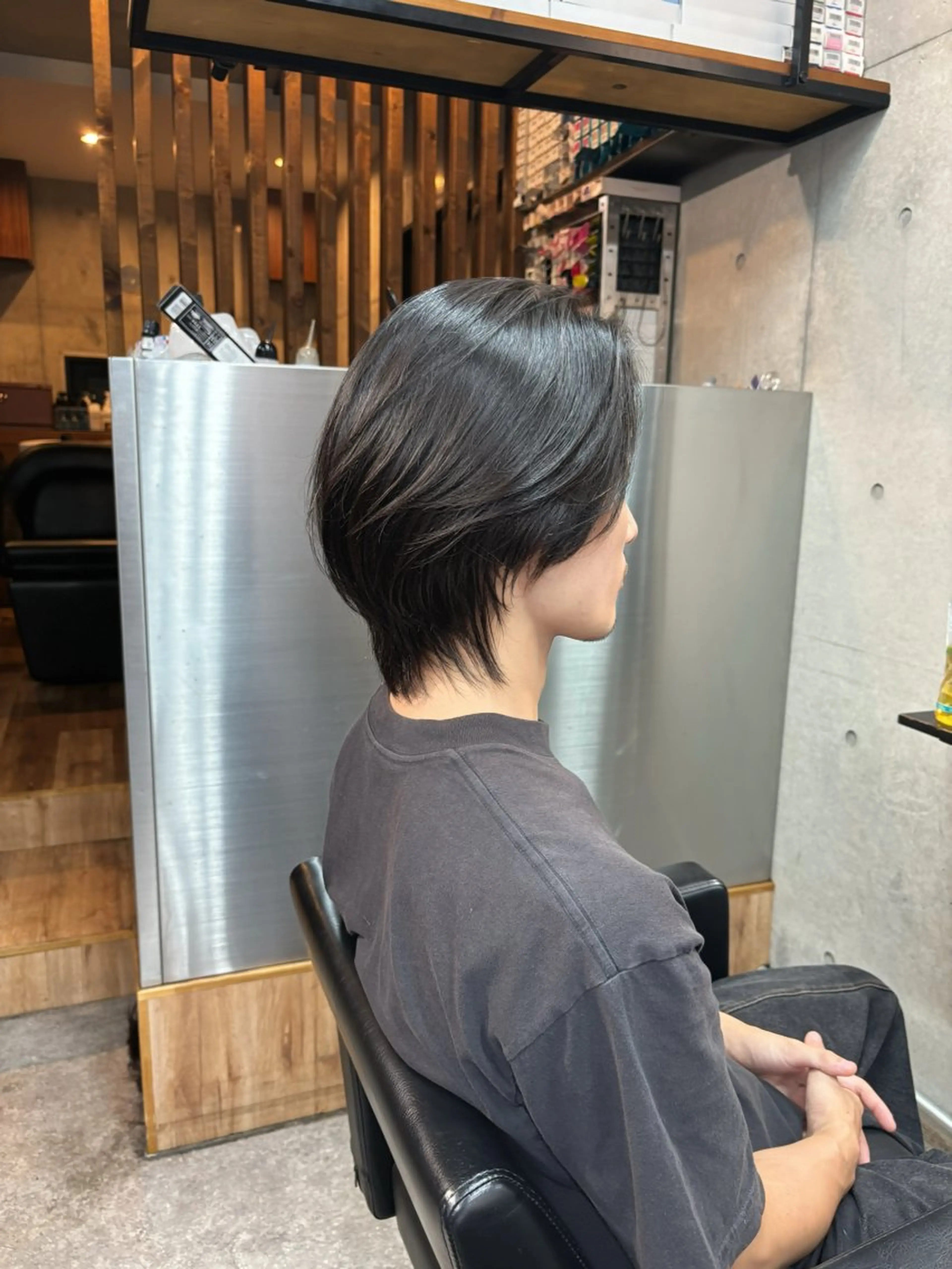 ショート カラー パーマ 縮毛矯正 カット 縮毛矯正 トリートメント ショートボブ髪質改善 縮毛矯正のプロ山道潤のヘアスタイル