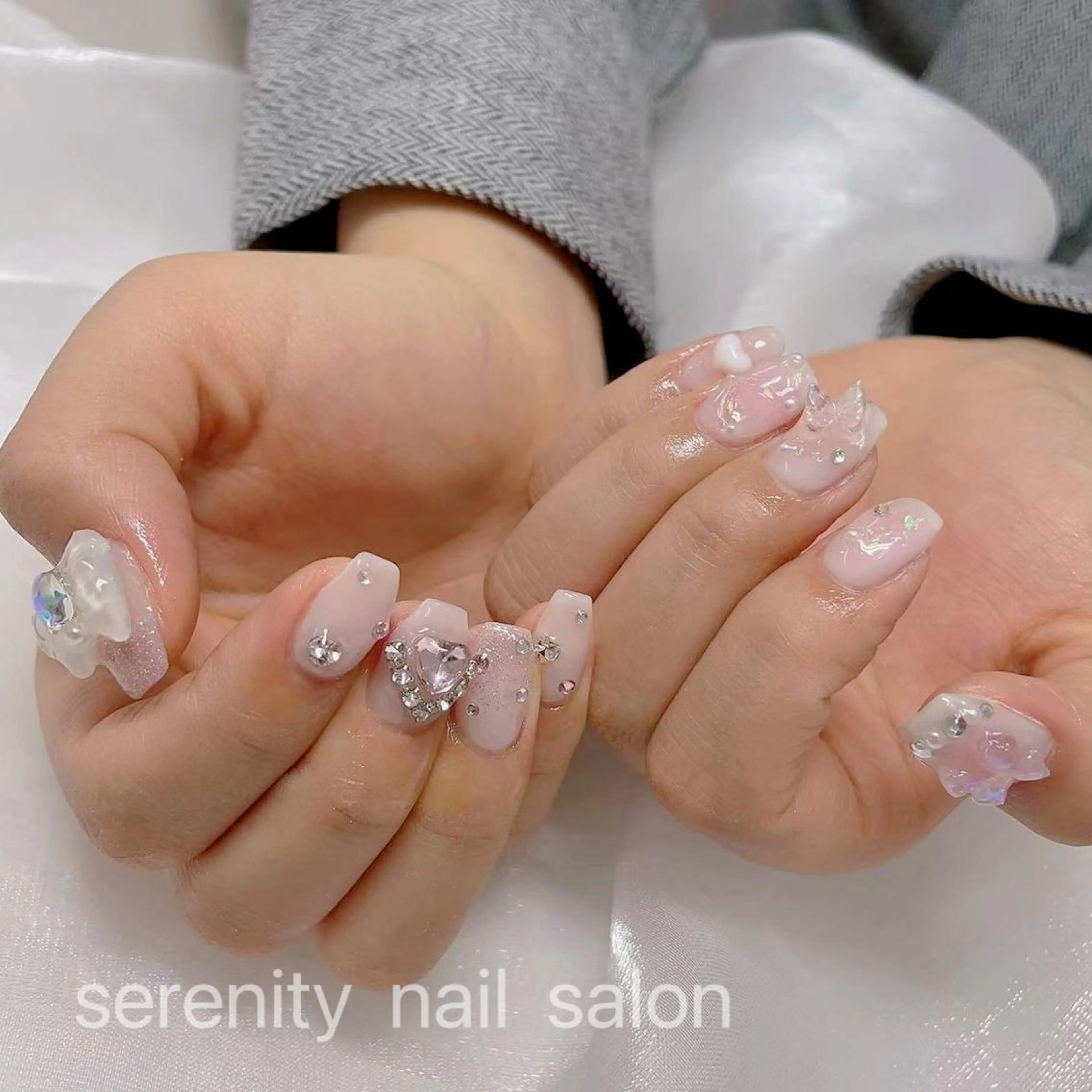ネイル ハンドネイル ハンドケア ✨Serenity Nail salonのネイルデザイン