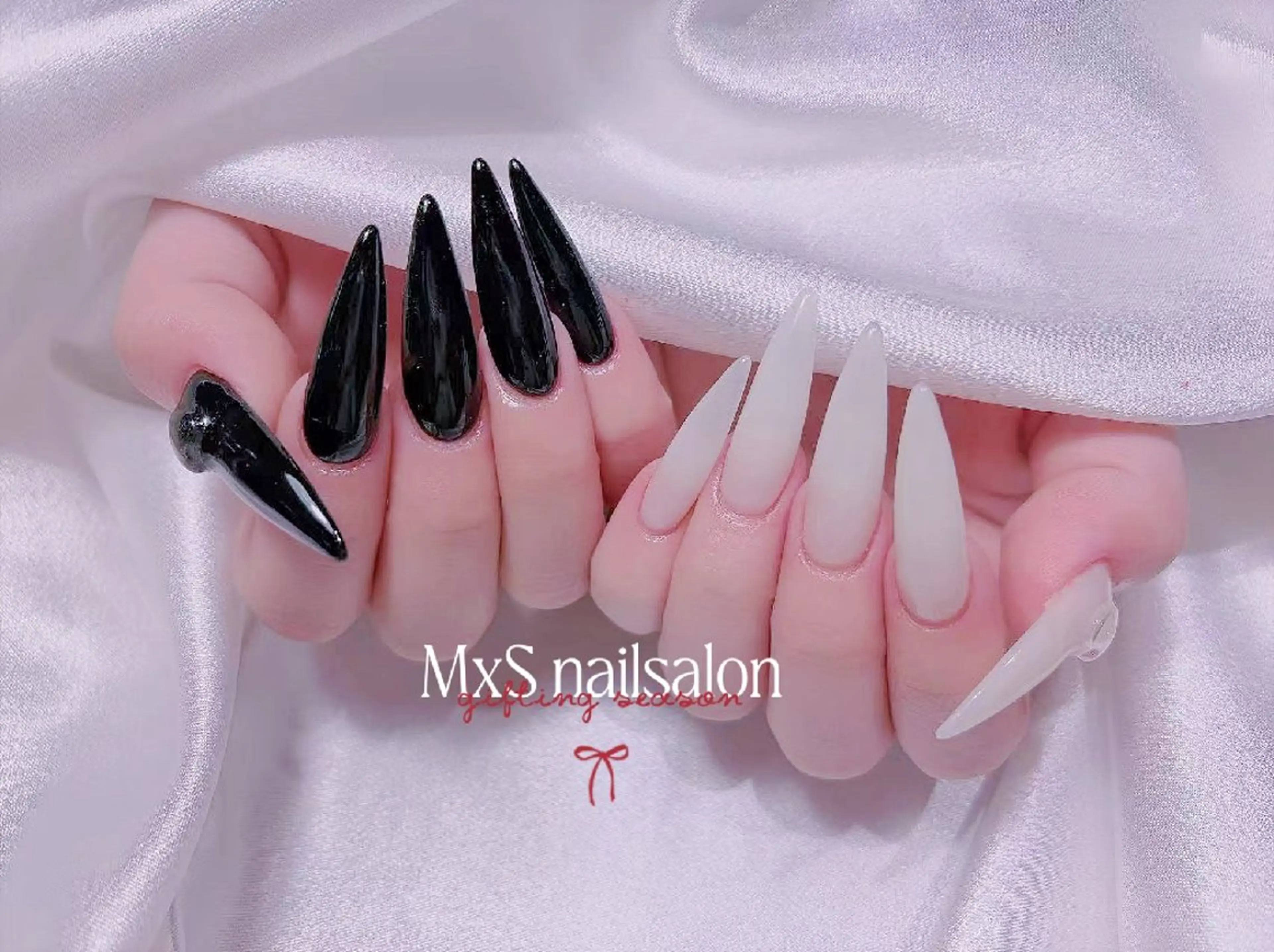 ネイル ストーンネイル ハンドネイル ハンドケア MxS Nail(長さだし/フィルイン/マグネット/韓国ネイル/ワンホンネイル/ワンカラー)所属・MxS リィリィのネイルデザイン