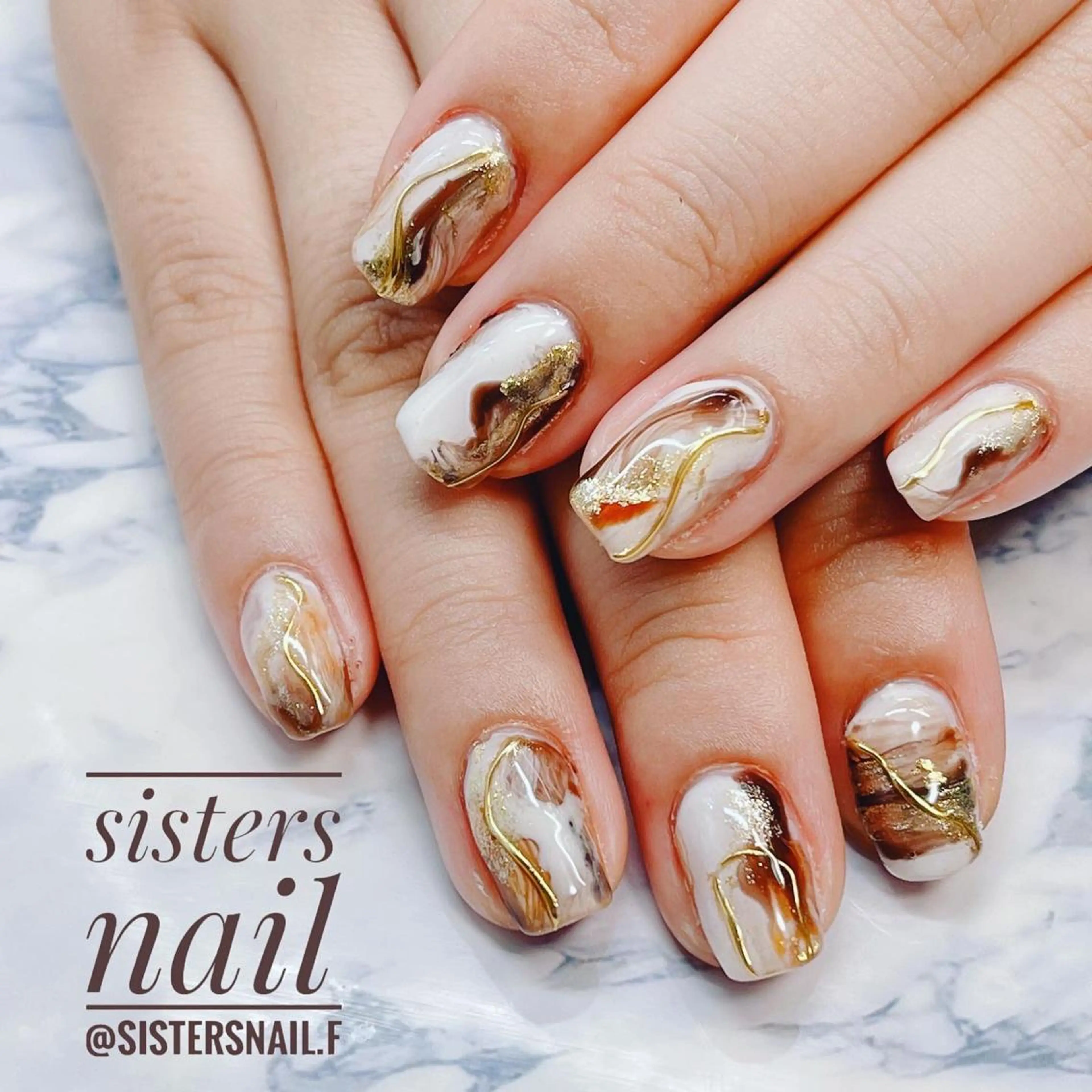 ネイル アートネイル ブラウン 大理石ネイル(マーブル) ニュアンスネイル スカルプネイル sisters nail.fのネイルデザイン