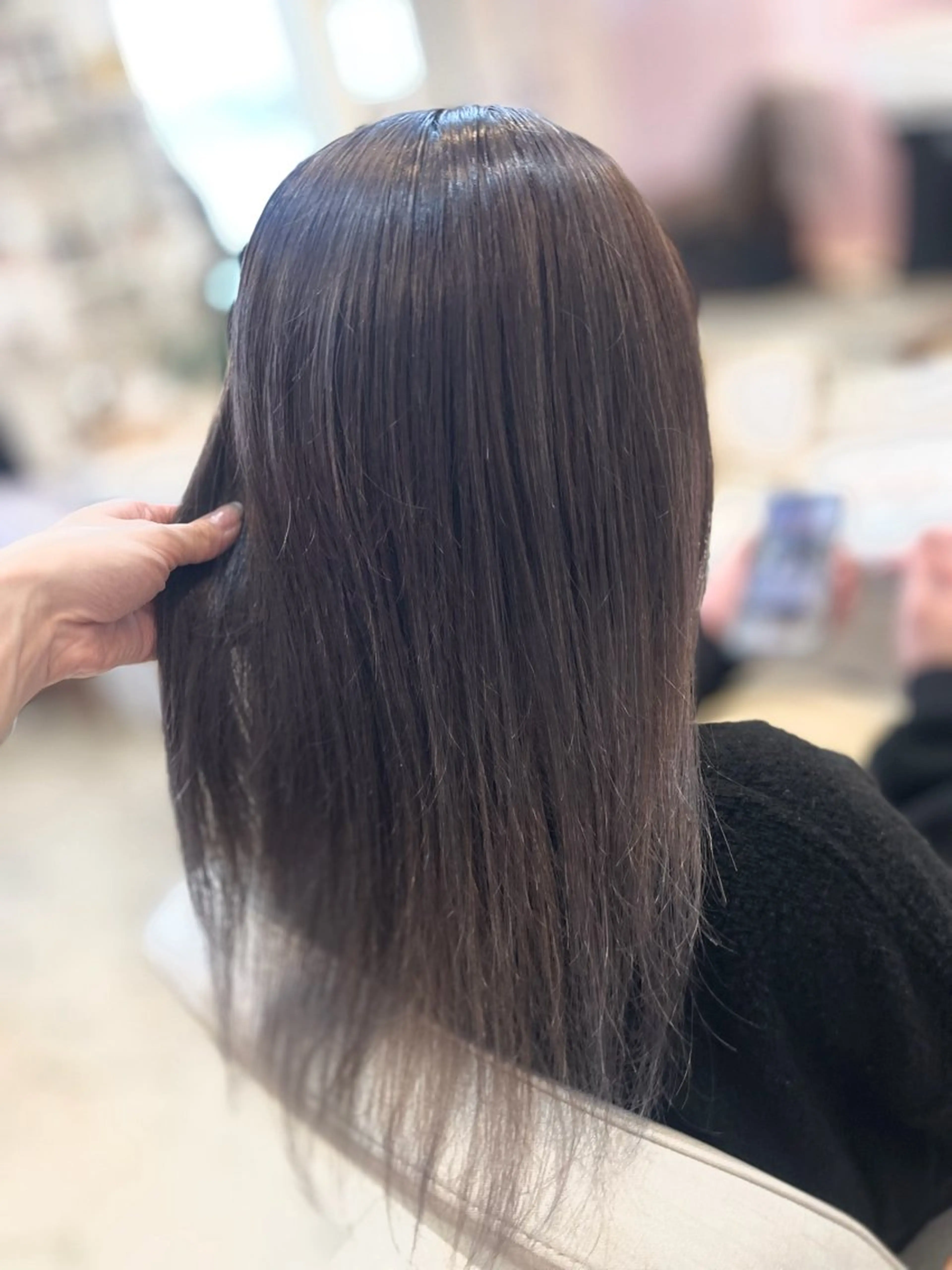 ロング ヘアカラー chaton シャトンのヘアスタイル
