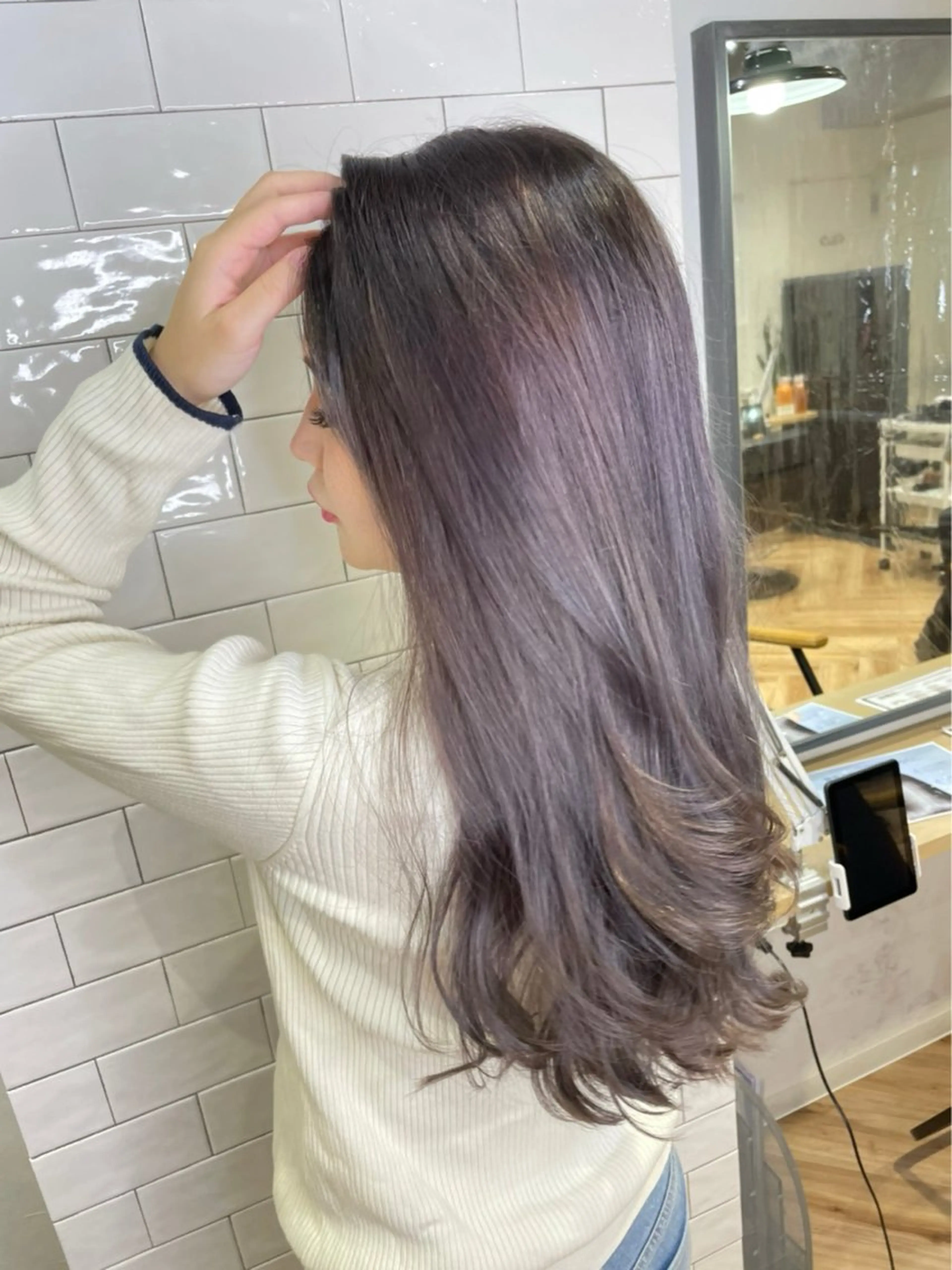 カラー グラデーションカラー ダル 理佳レベッカのヘアスタイル