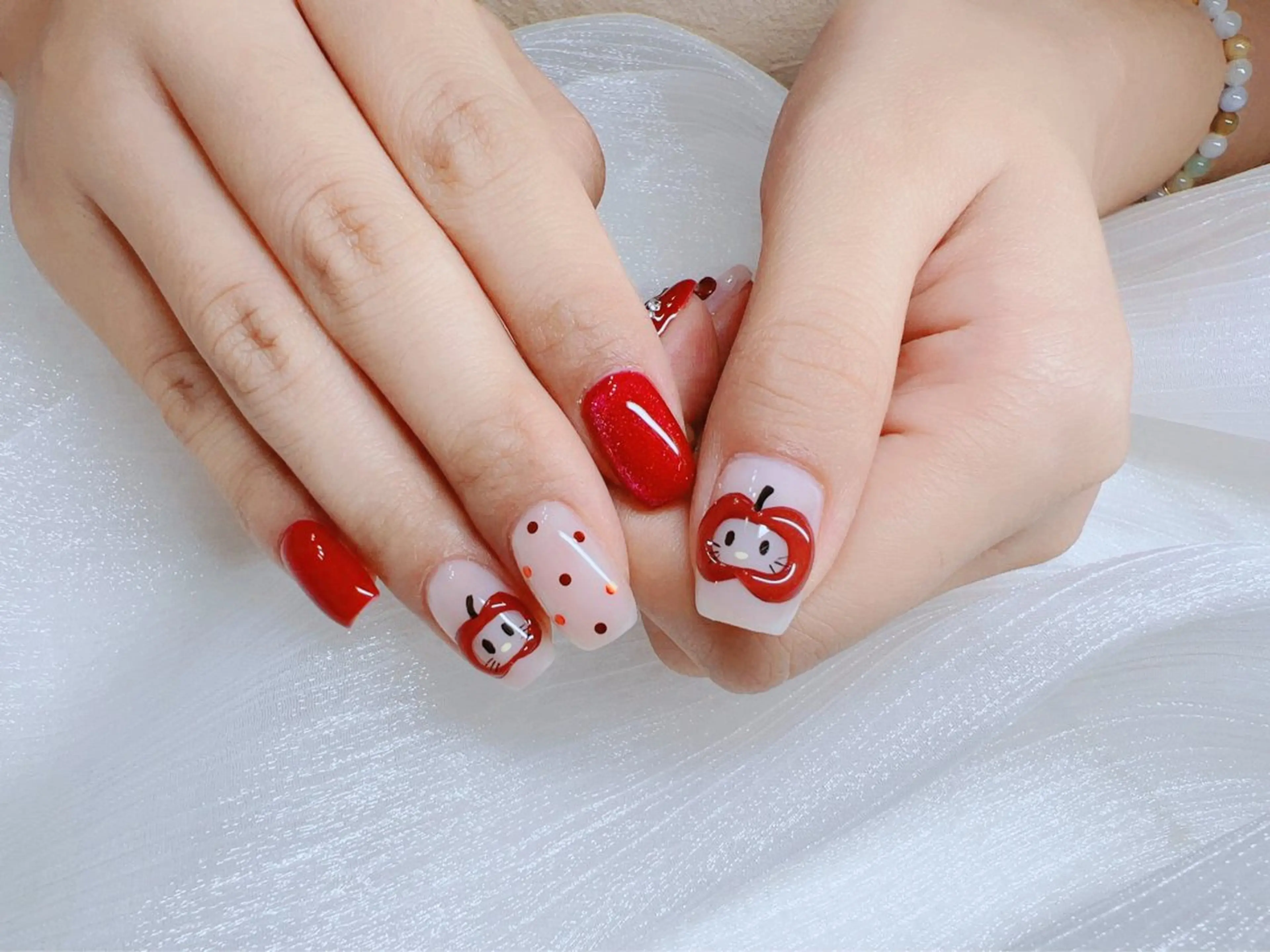 ネイル アートネイル ハート ピンク 赤色 リボン ハンドネイル L&Y Nail salonのネイルデザイン