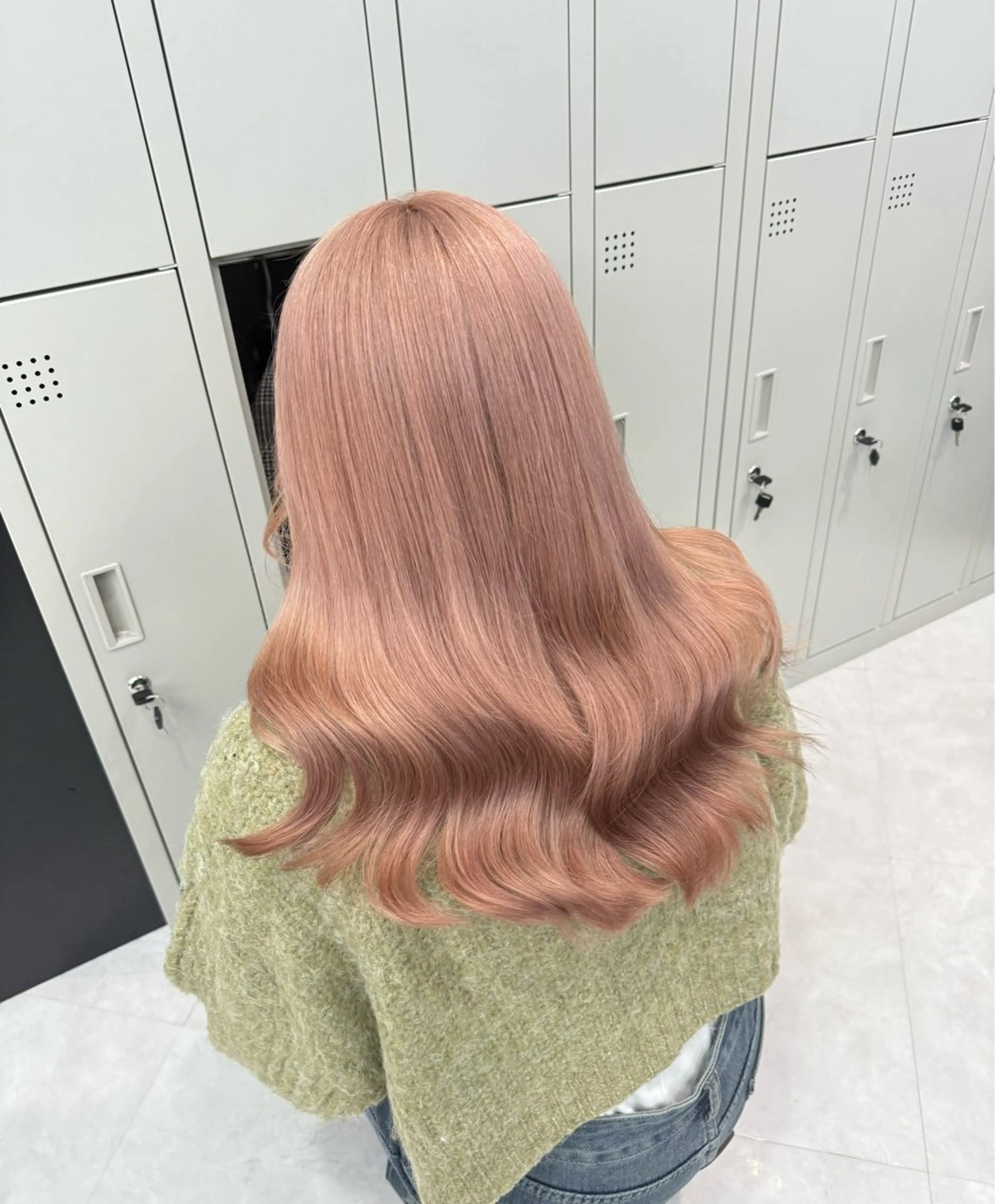 セミロング カラー ヘアアレンジ 韓国ヘア🖤/透明感 shihoのヘアスタイル