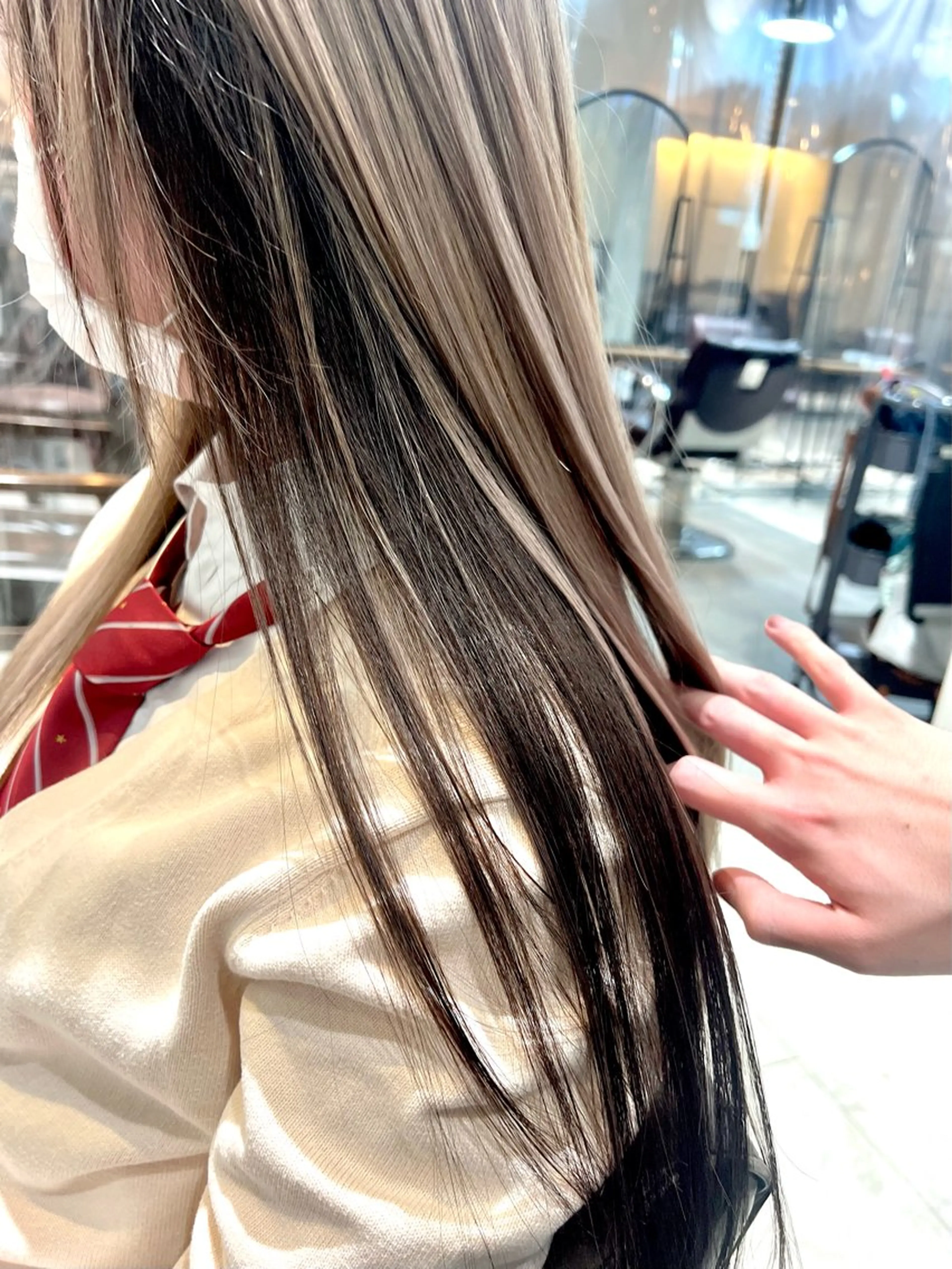 ロング カラー ヘアアレンジ ヘアカラー トリートメント ヘッドスパ ヘアセット 🌈インナーカラー ‘ショウマ’🌈のヘアスタイル