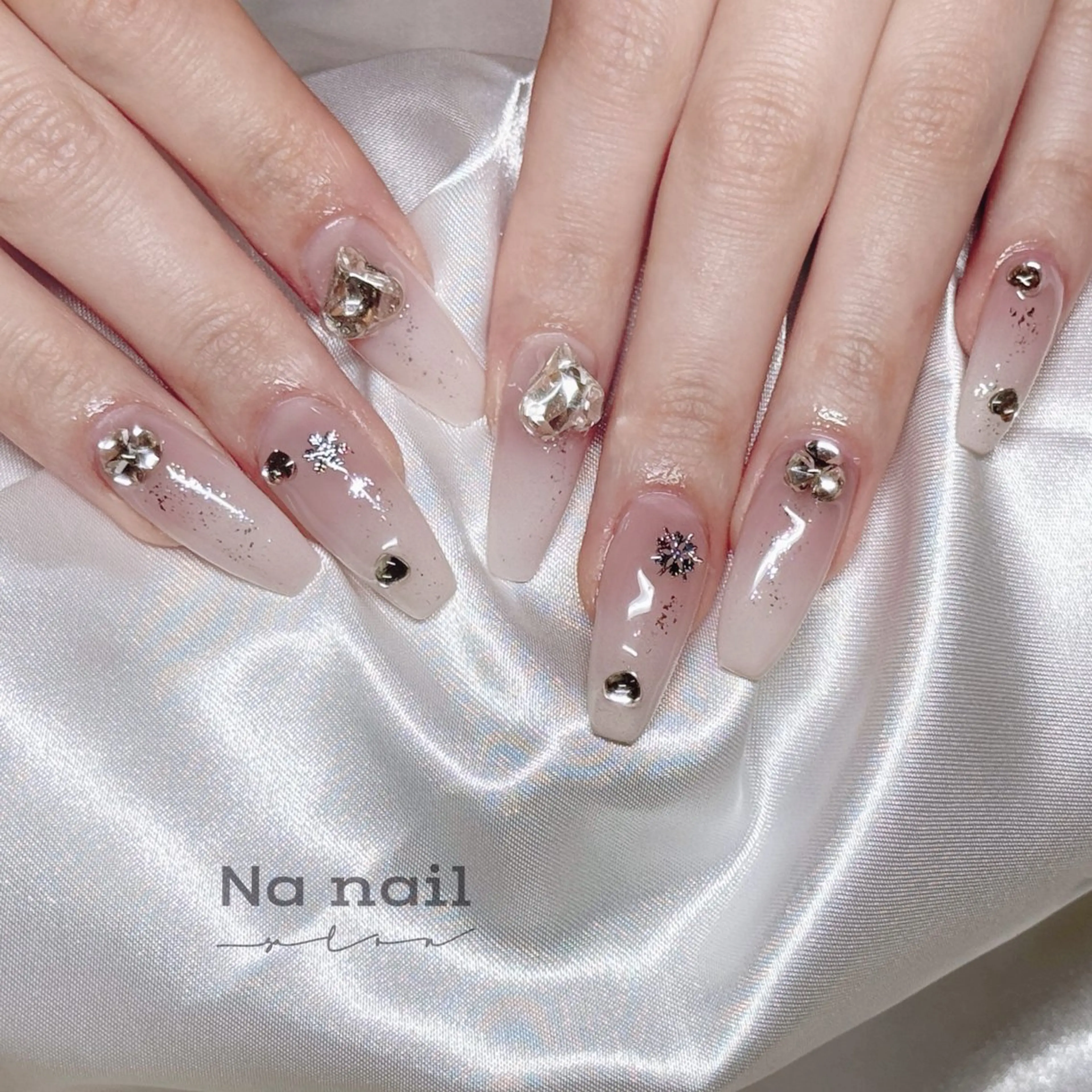 ネイル チークネイル フラッシュネイル フレンチネイル ジェルネイル グラデーション ハンドネイル CC Nail 高田馬場のネイルデザイン