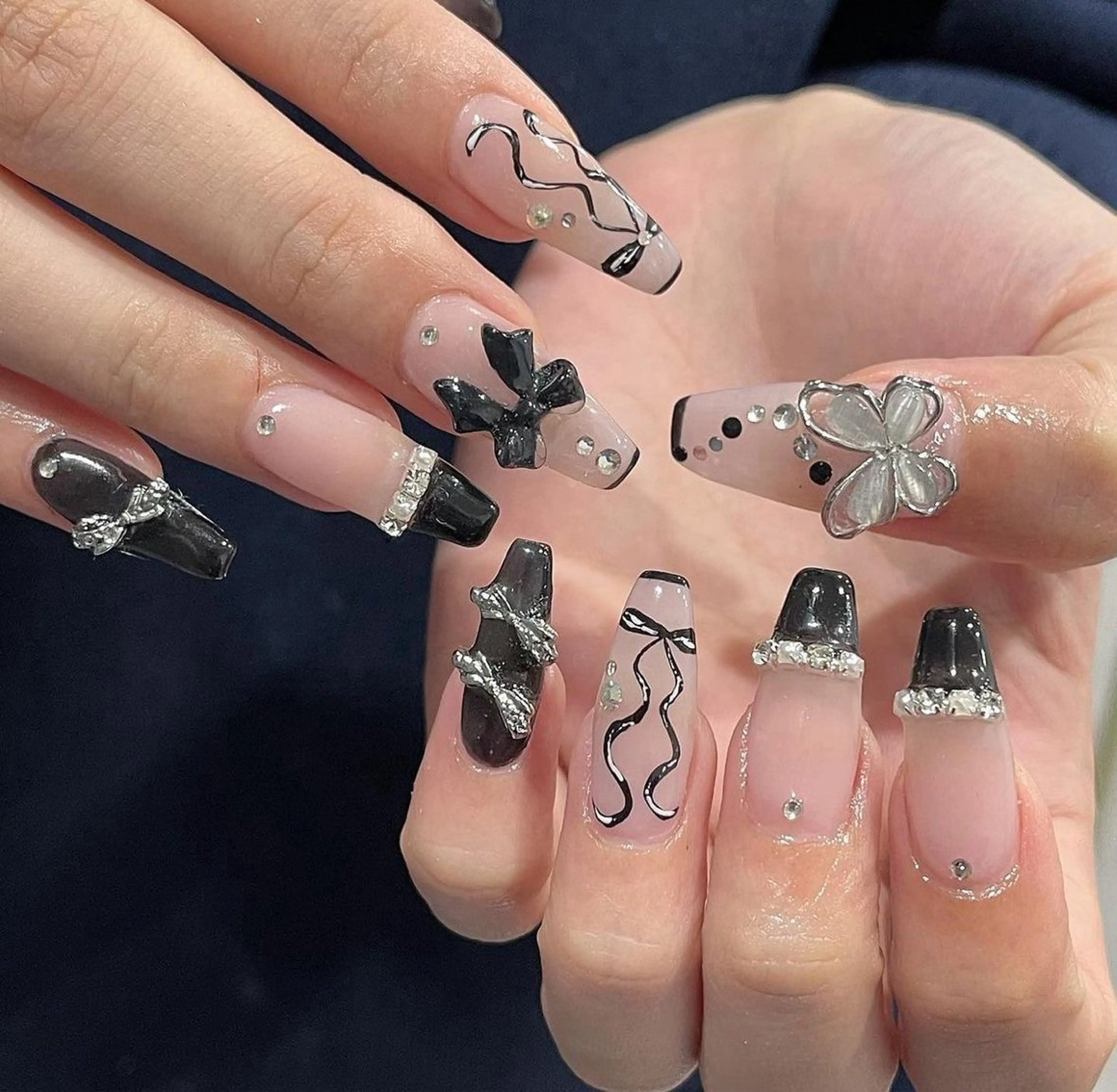 ネイル ハンドネイル Aura Nail Studioのネイルデザイン