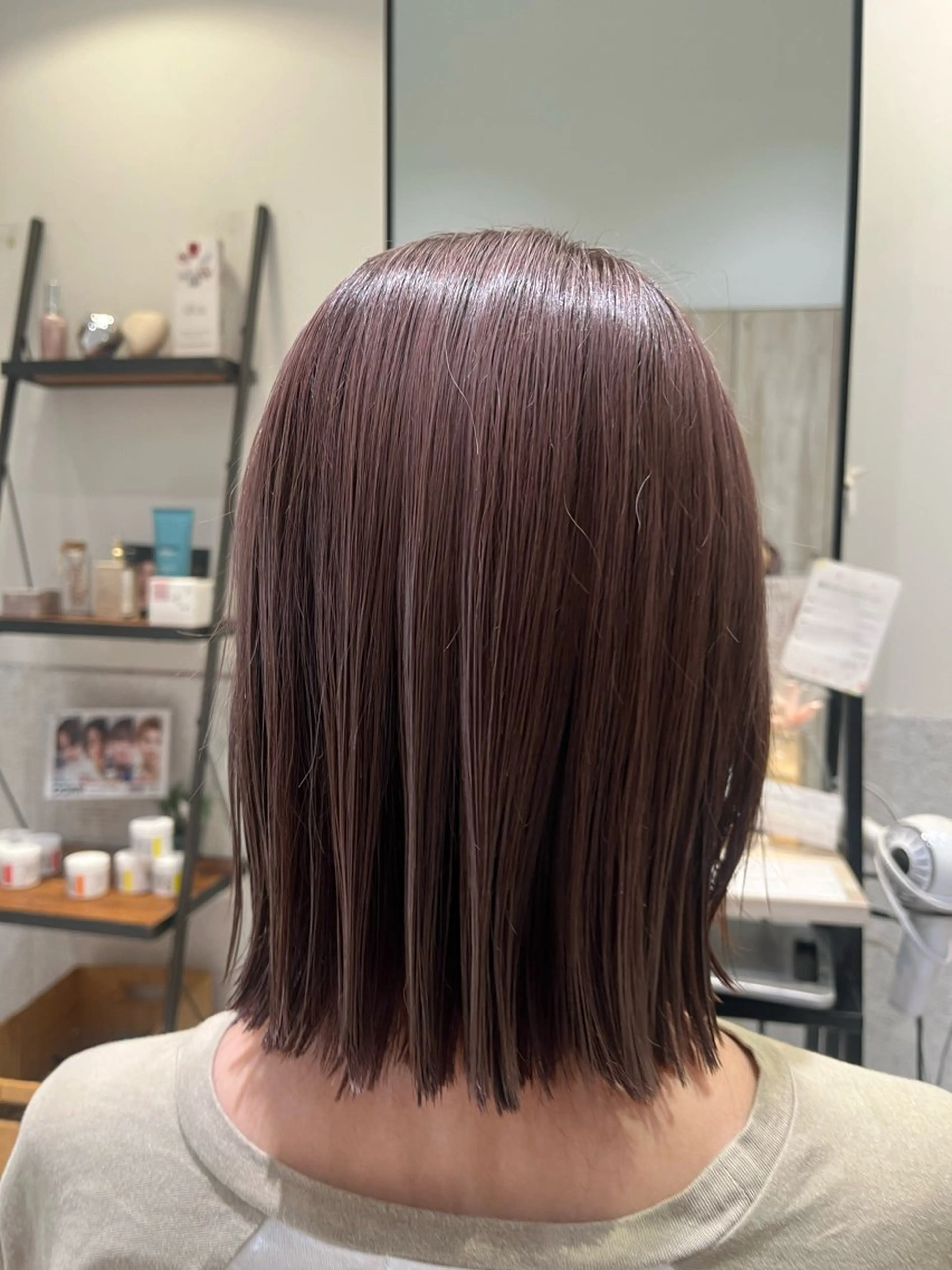 ミディアム カラー ベージュカラー ピンクカラー ピンクベージュ ショート・ボブ・髪 質改善🧡関　玲子のヘアスタイル