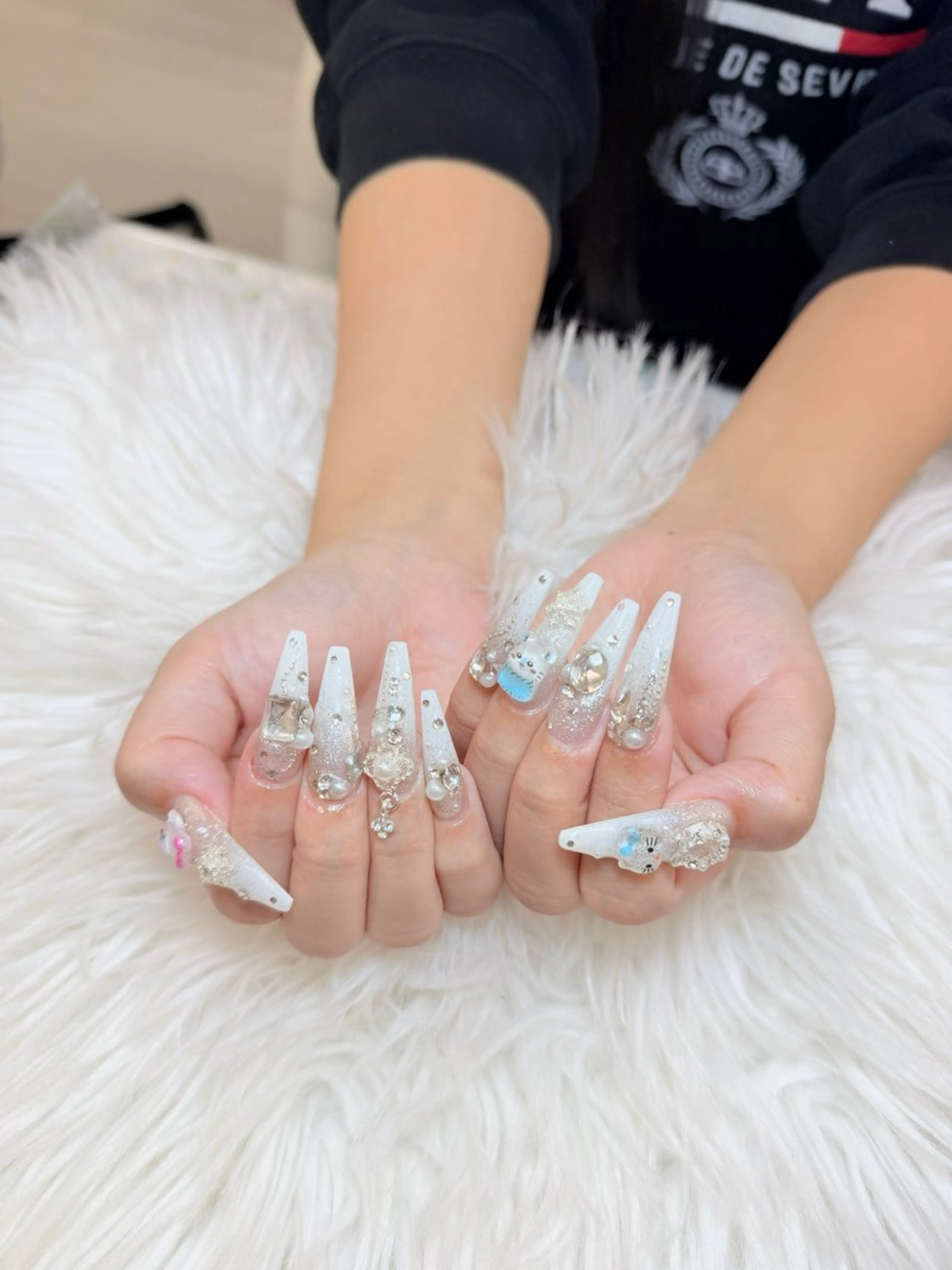 ネイル ハンドネイル ANH ゴテゴテネイルサロンのネイルデザイン