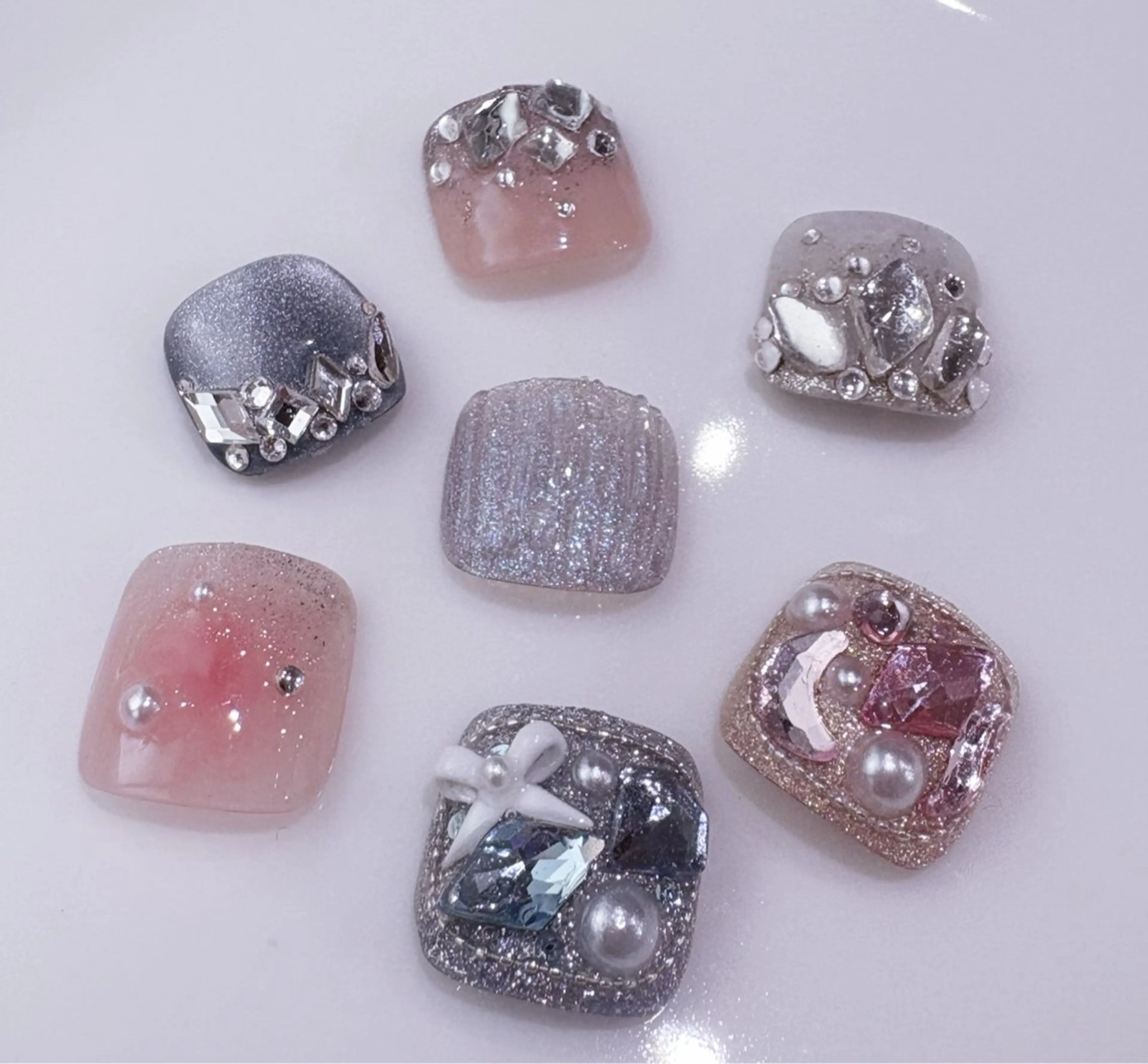 ネイル アートネイル フットネイル フットネイル Nail R🌷 AKARI恵比寿のネイルデザイン