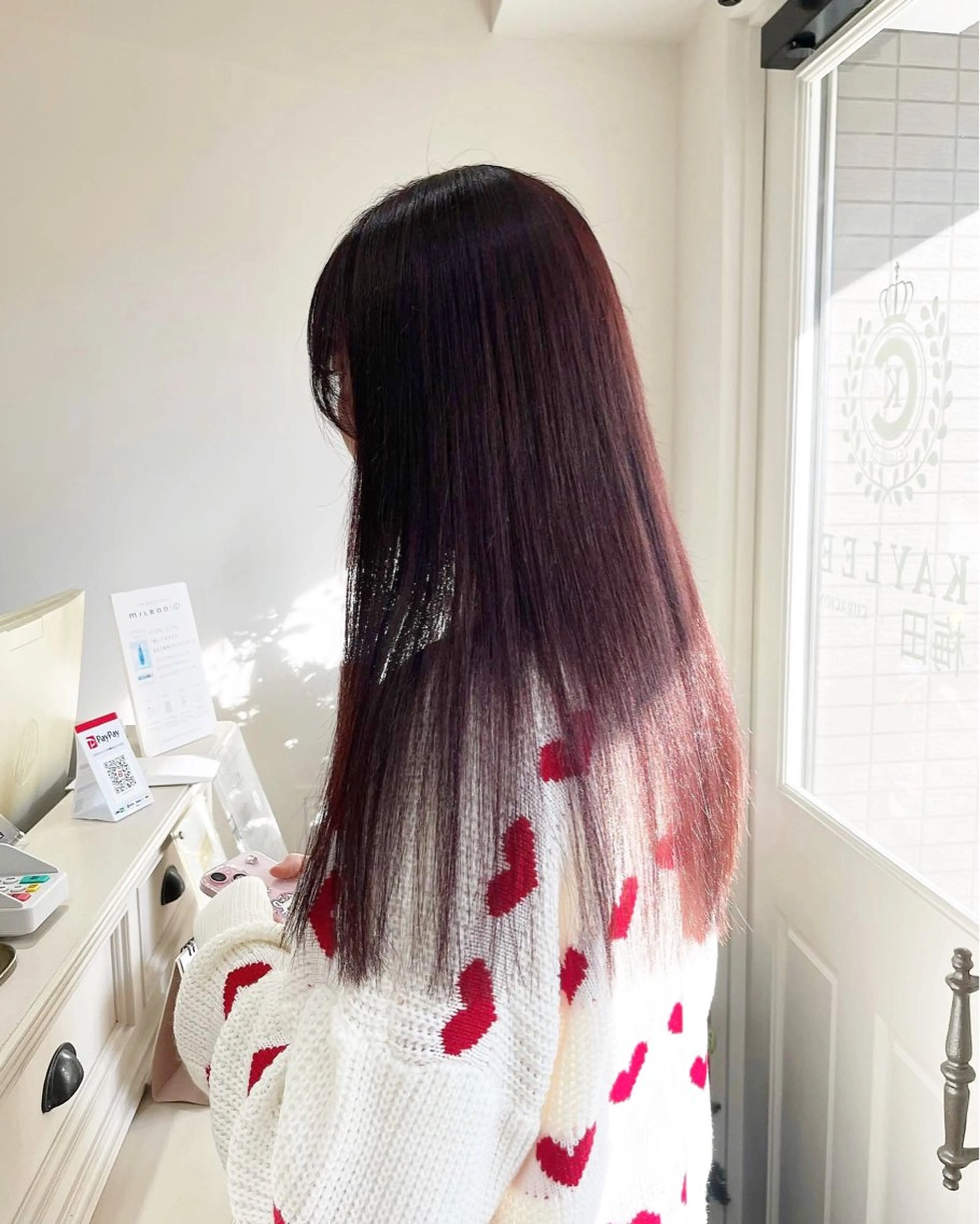 ロング カラー ブリーチ カシス ブリーチなしカラー ピンクカラー カット ヘッドスパ 𝗺𝗶𝗸𝘂♡ 似合わせ🎀のヘアスタイル