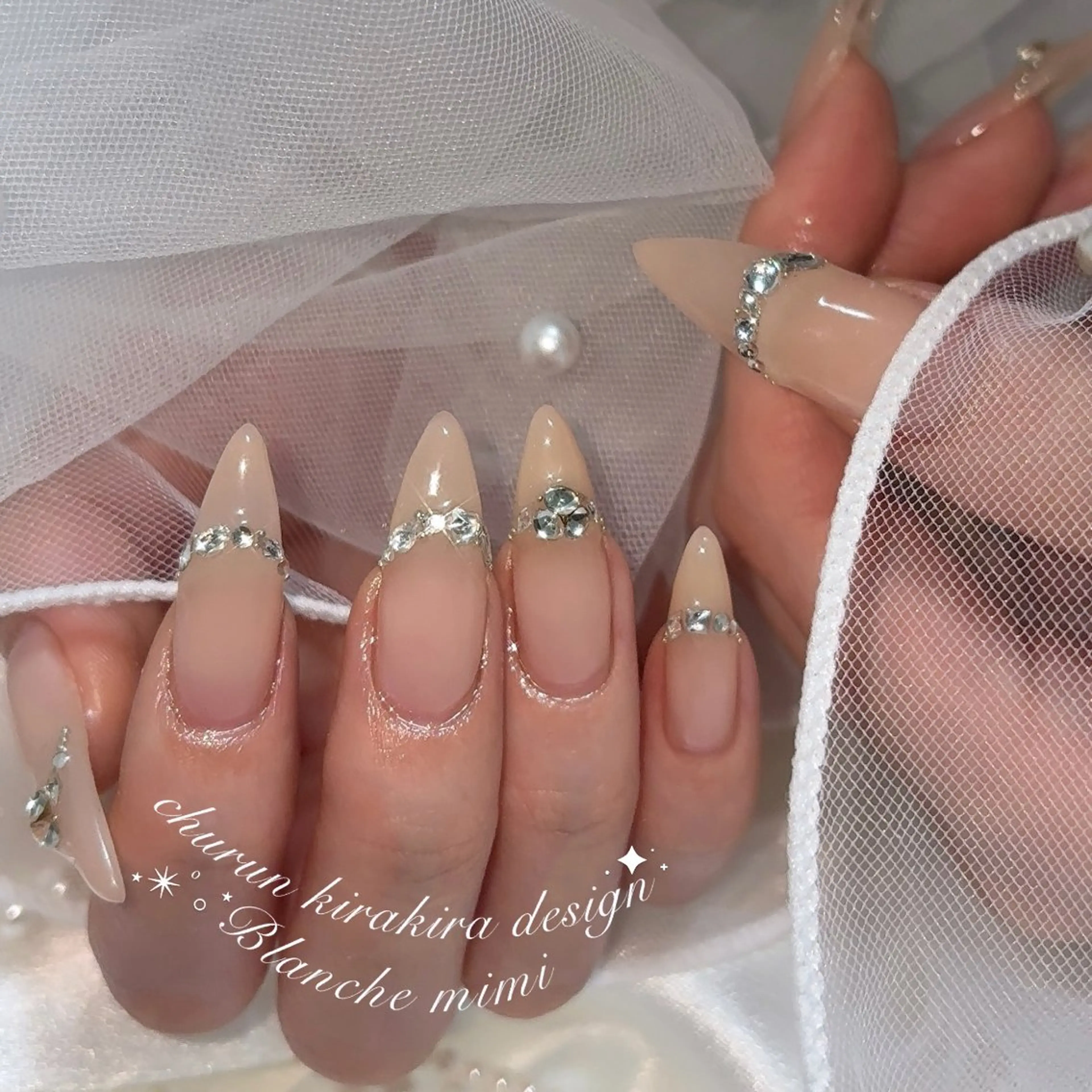 ネイル ハンドネイル Blanche mimi.u_aのネイルデザイン
