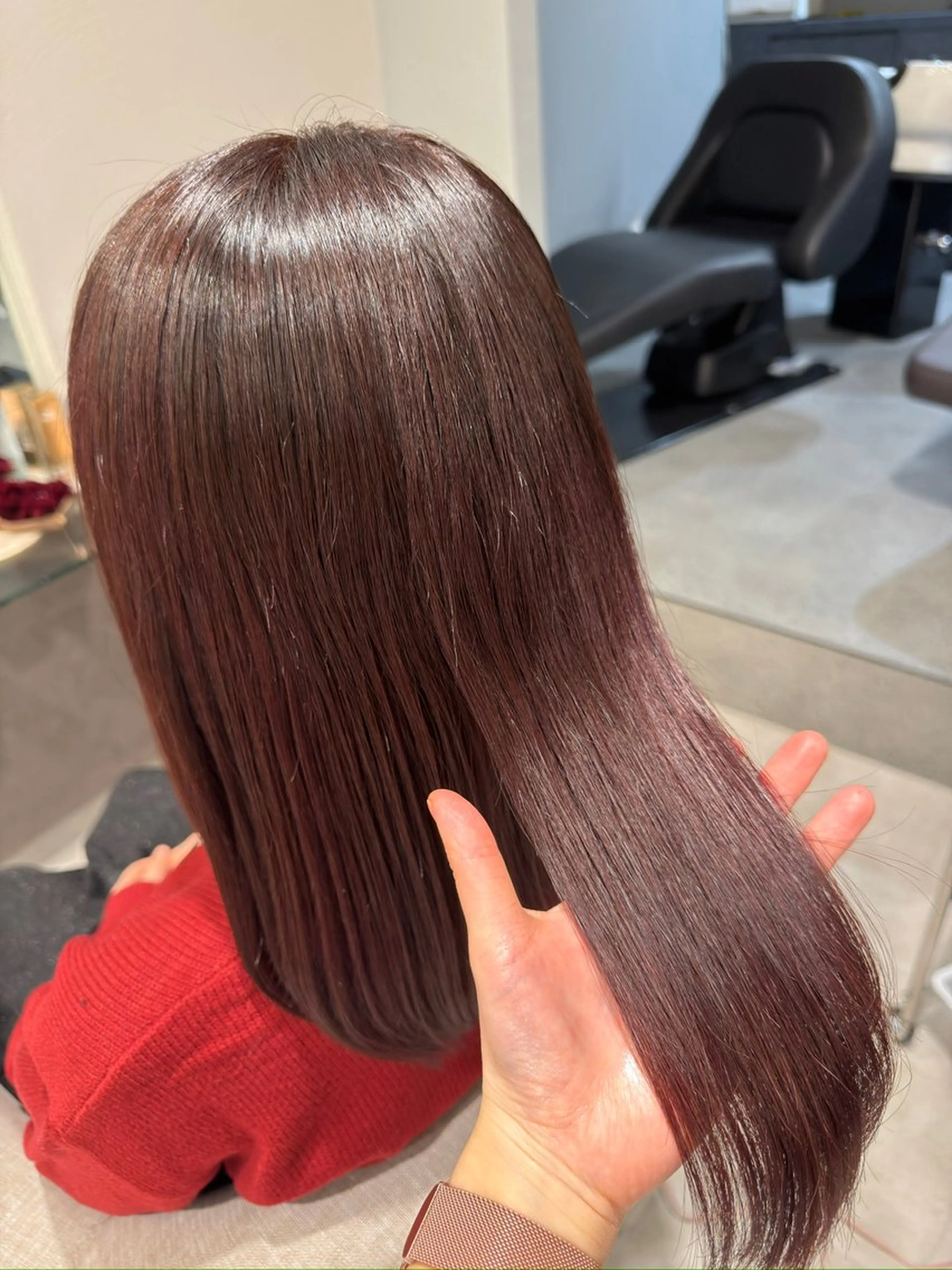 セミロング カラー 井上 未悠のヘアスタイル
