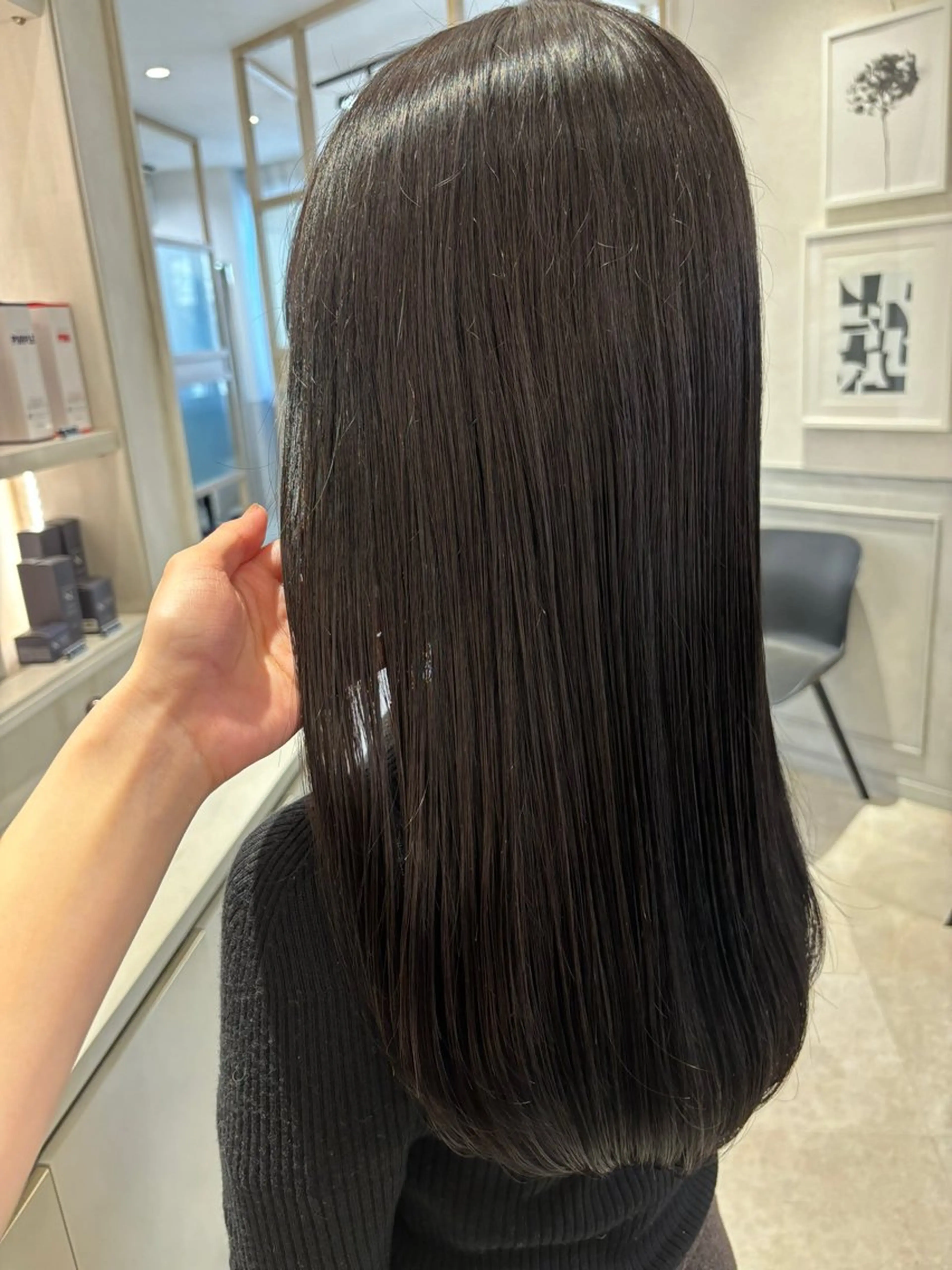 ロング カラー 艶髪韓国ヘア 💘小笠原涼華のヘアスタイル