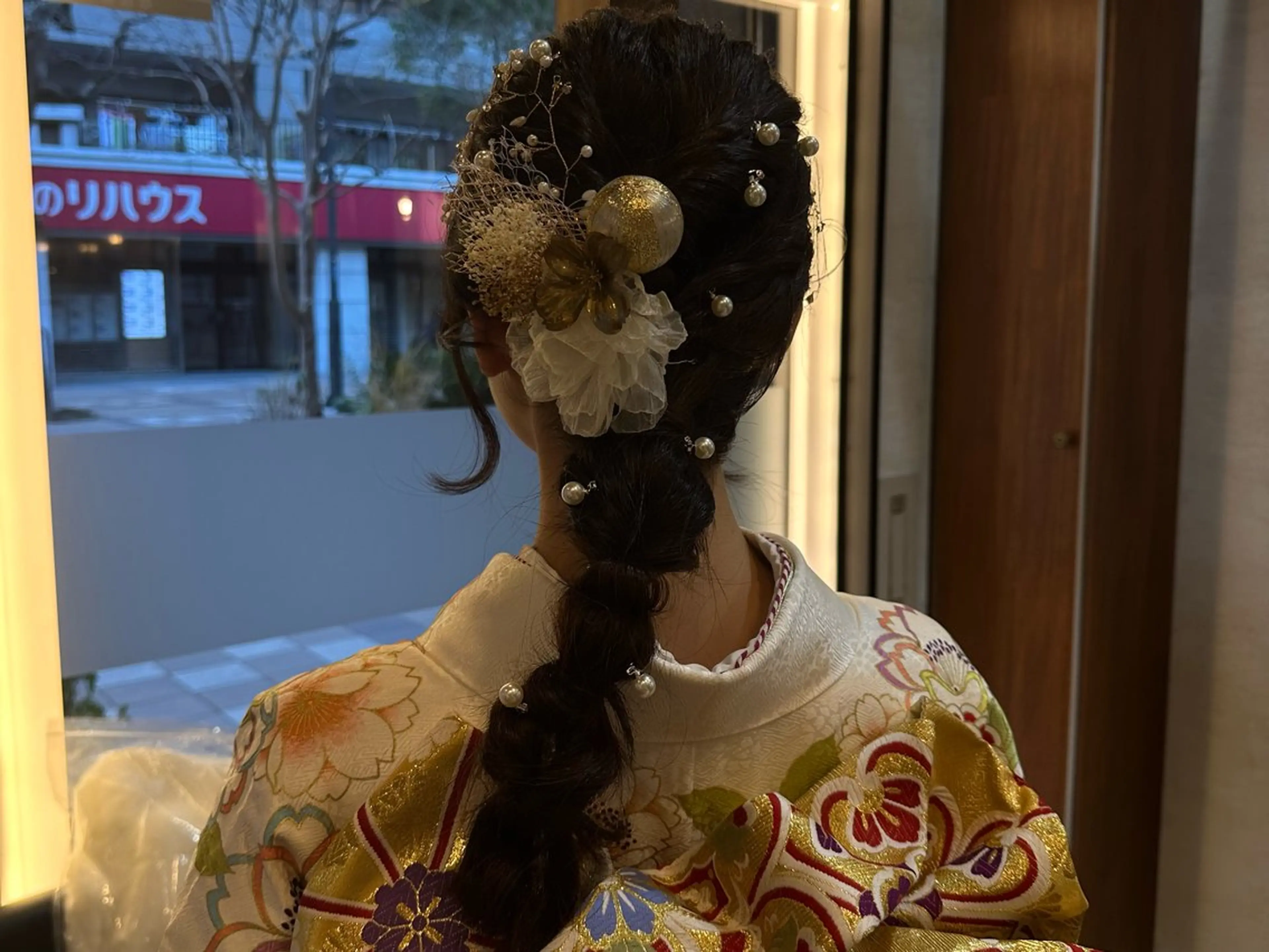 ヘアアレンジ 成人式 渡辺 りずのヘアスタイル