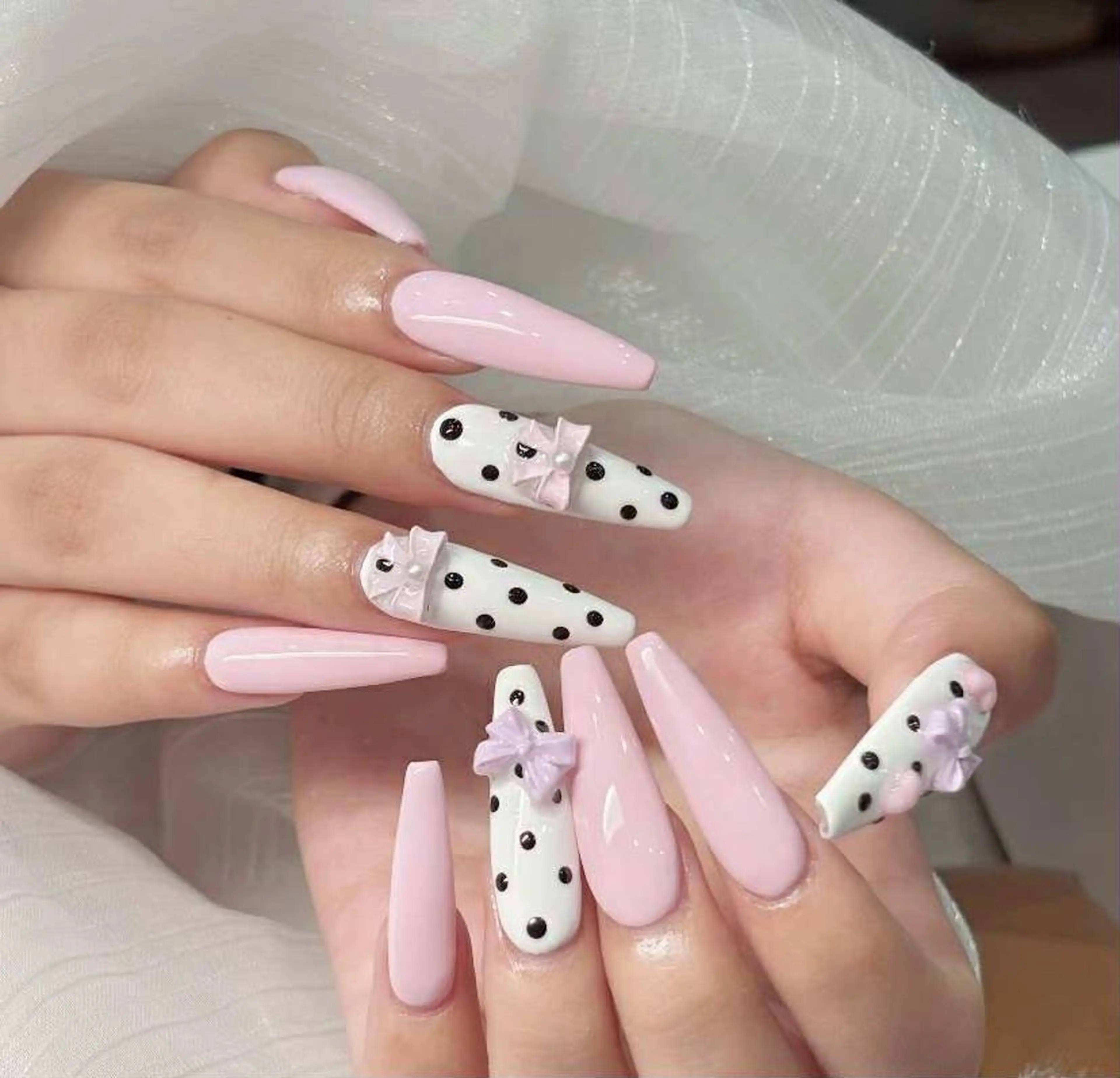 ネイル オーロラネイル ブルー チークネイル 長さ出し フットネイル ハンドネイル Aki アキのネイルデザイン