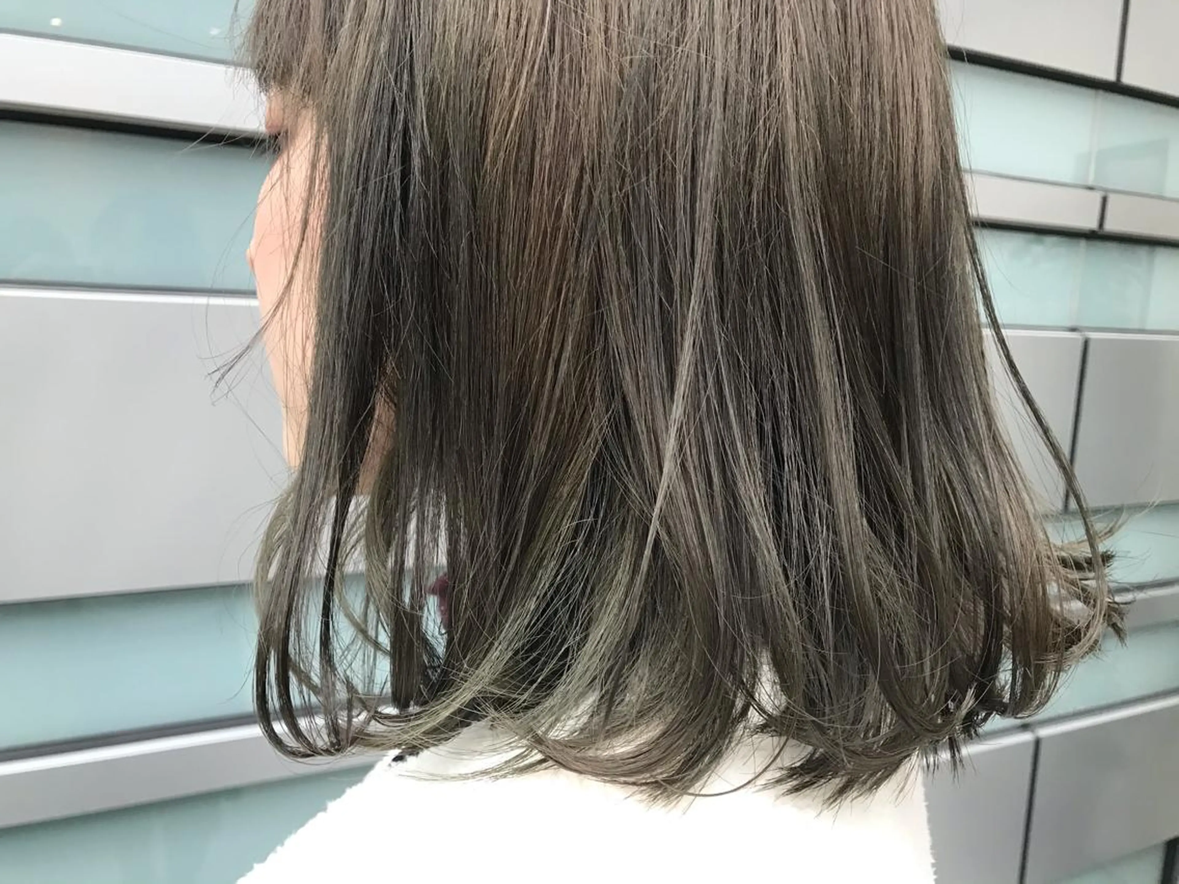セミロング カラー 🌷小野田 睦🌷のヘアスタイル