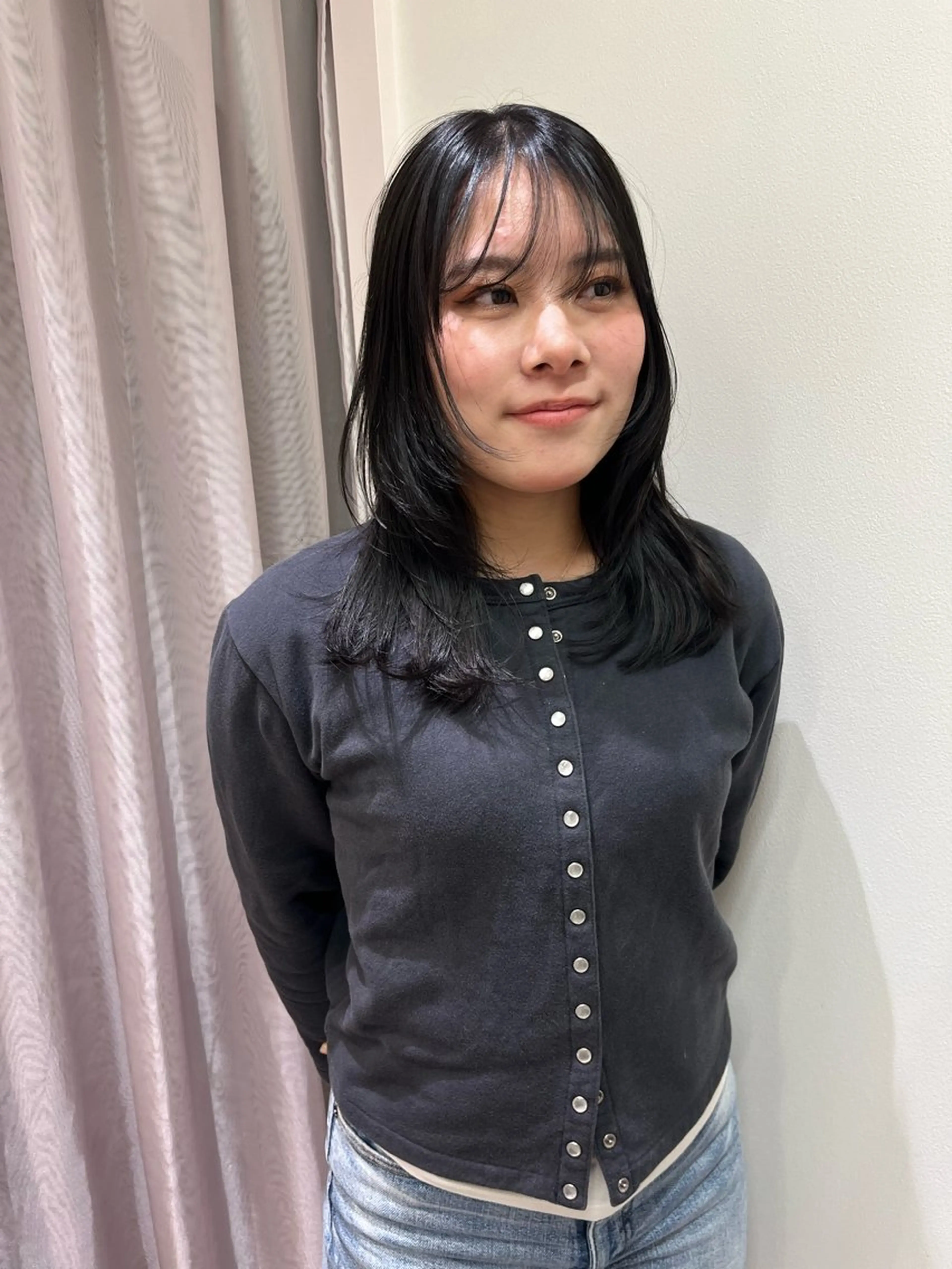 ミディアム カラー カット ヘアカラー トリートメント 松村 澪里のヘアスタイル