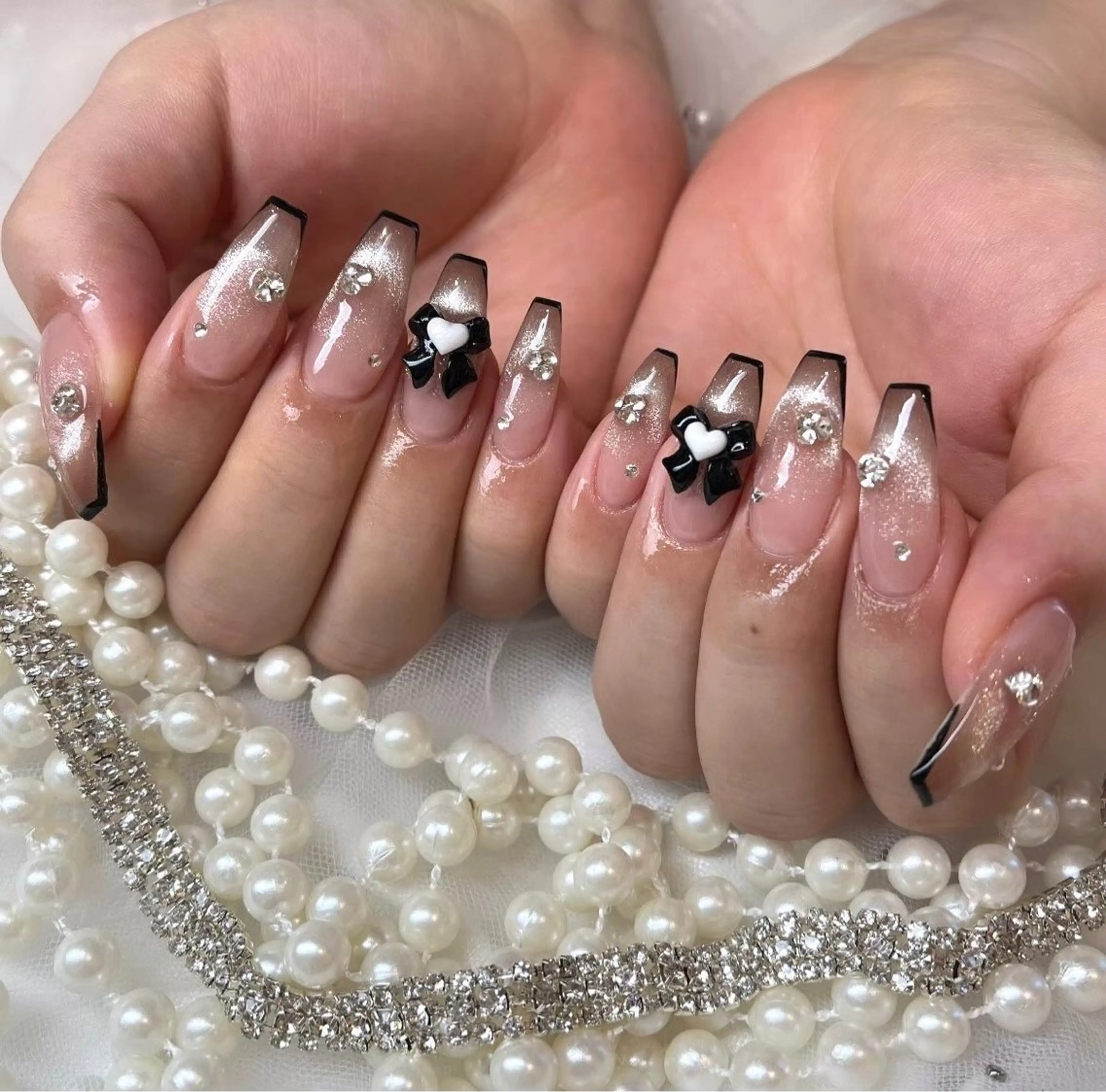 ネイル mana ネイル/アイの眉毛・アイブロウイメージ