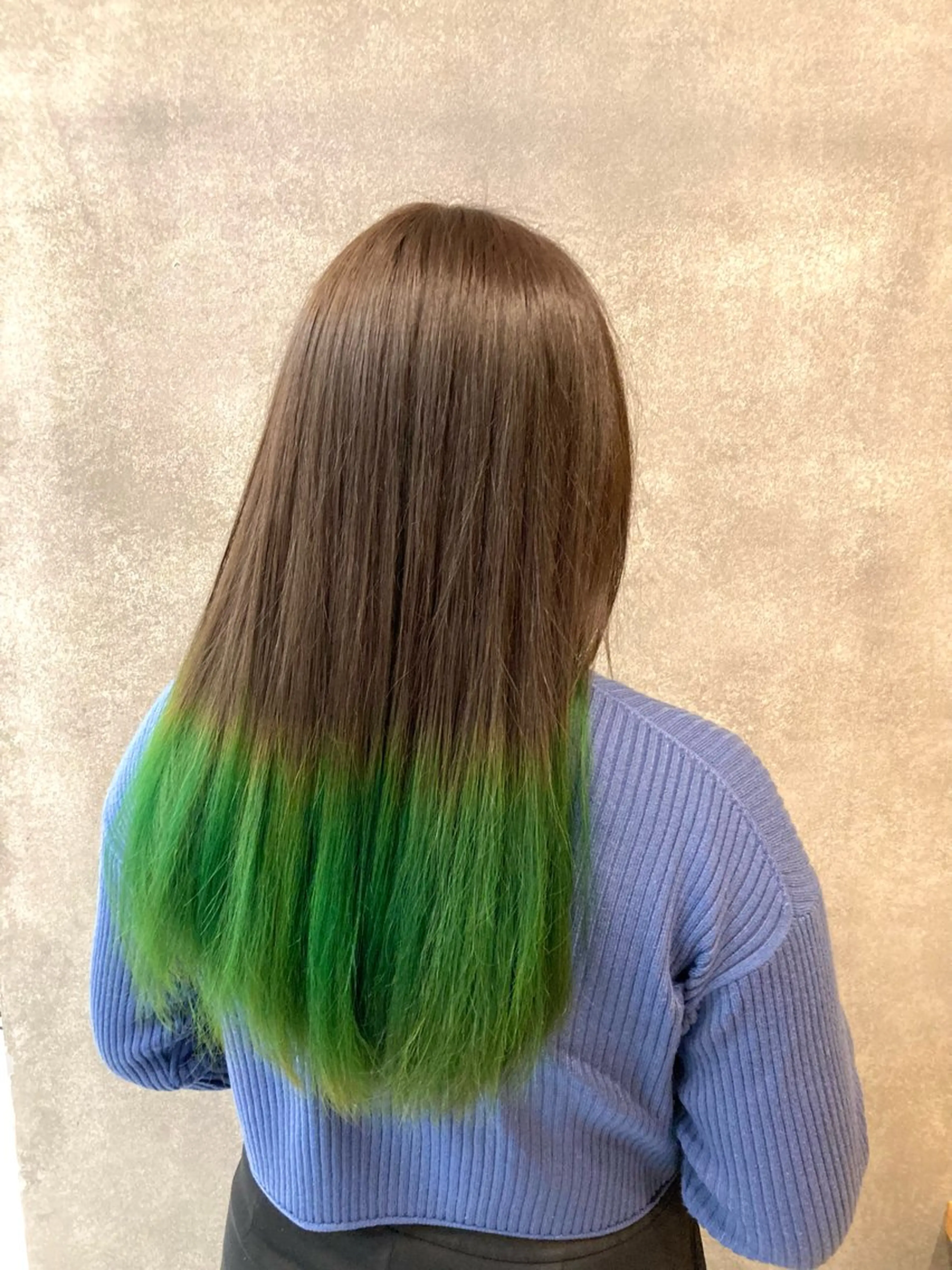 カラー アッシュ ベージュカラー ブリーチ オレンジ 樋口 江理香のヘアスタイル