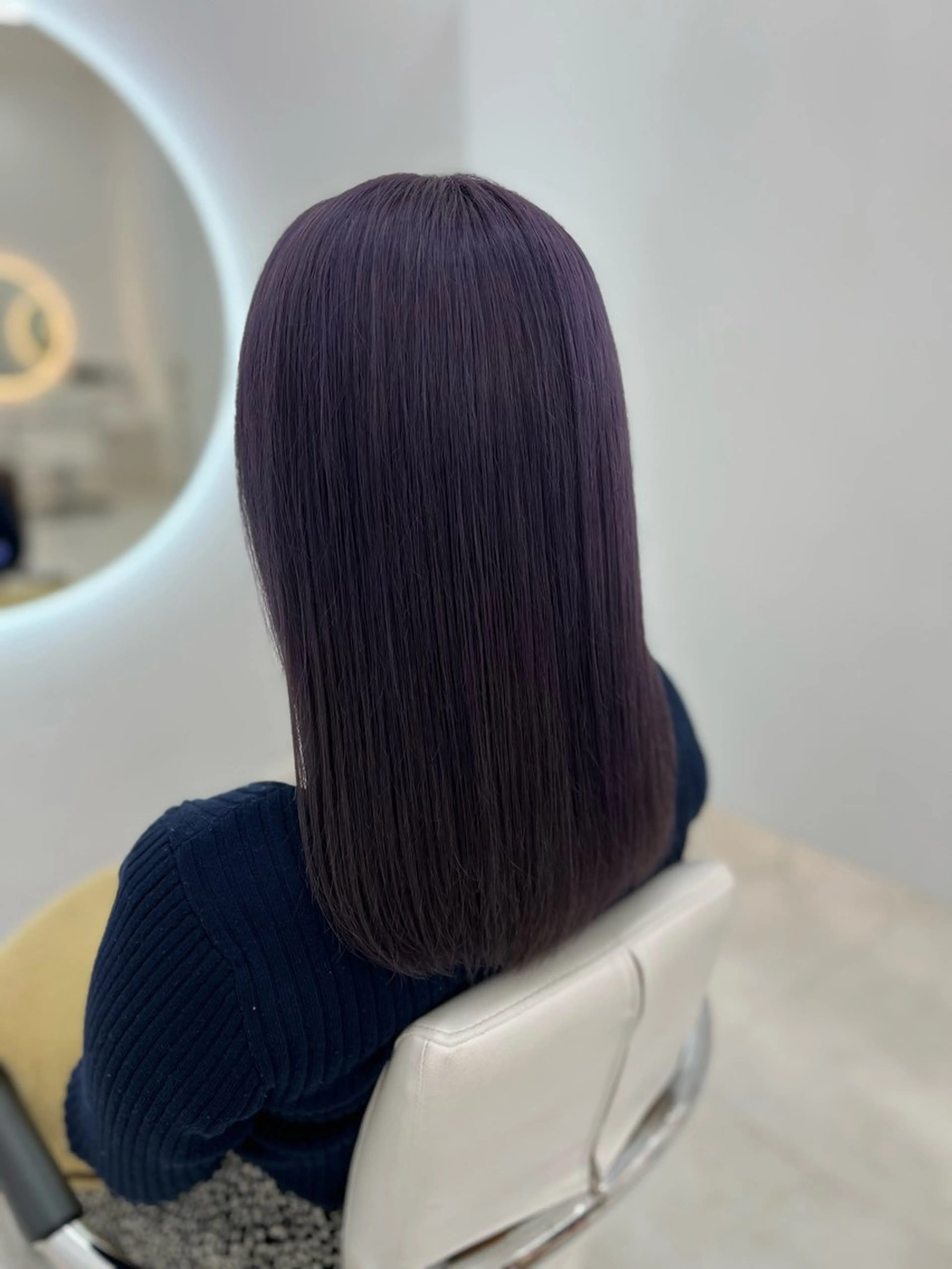 セミロング カラー 吉田 悠乃のヘアスタイル