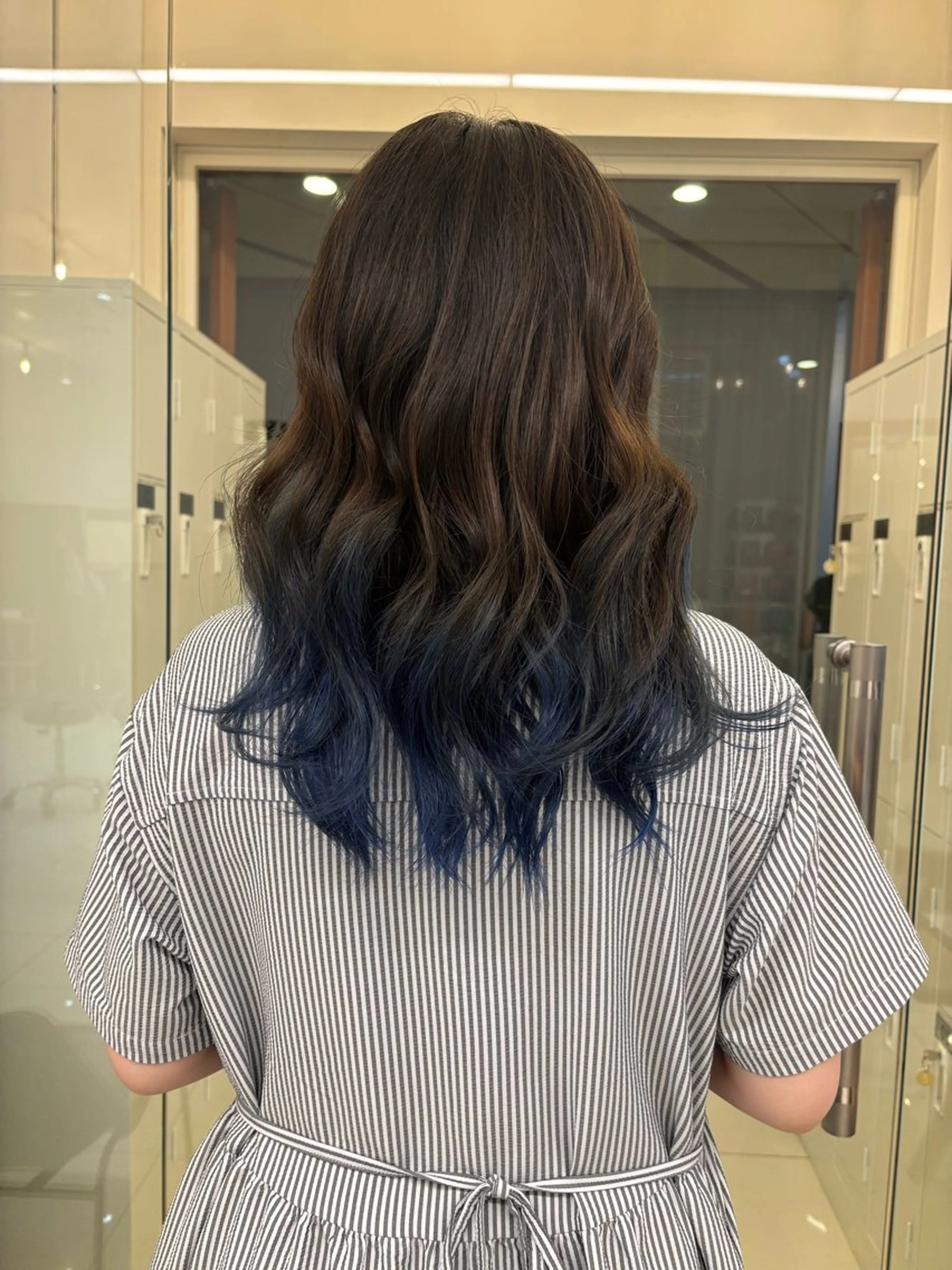 ロング カラー ブリーチ ブルーカラー ヘアカラー トリートメント ヘアセット MEY HAIR CURLYS所属・ハードパーマ Rico💜のヘアスタイル