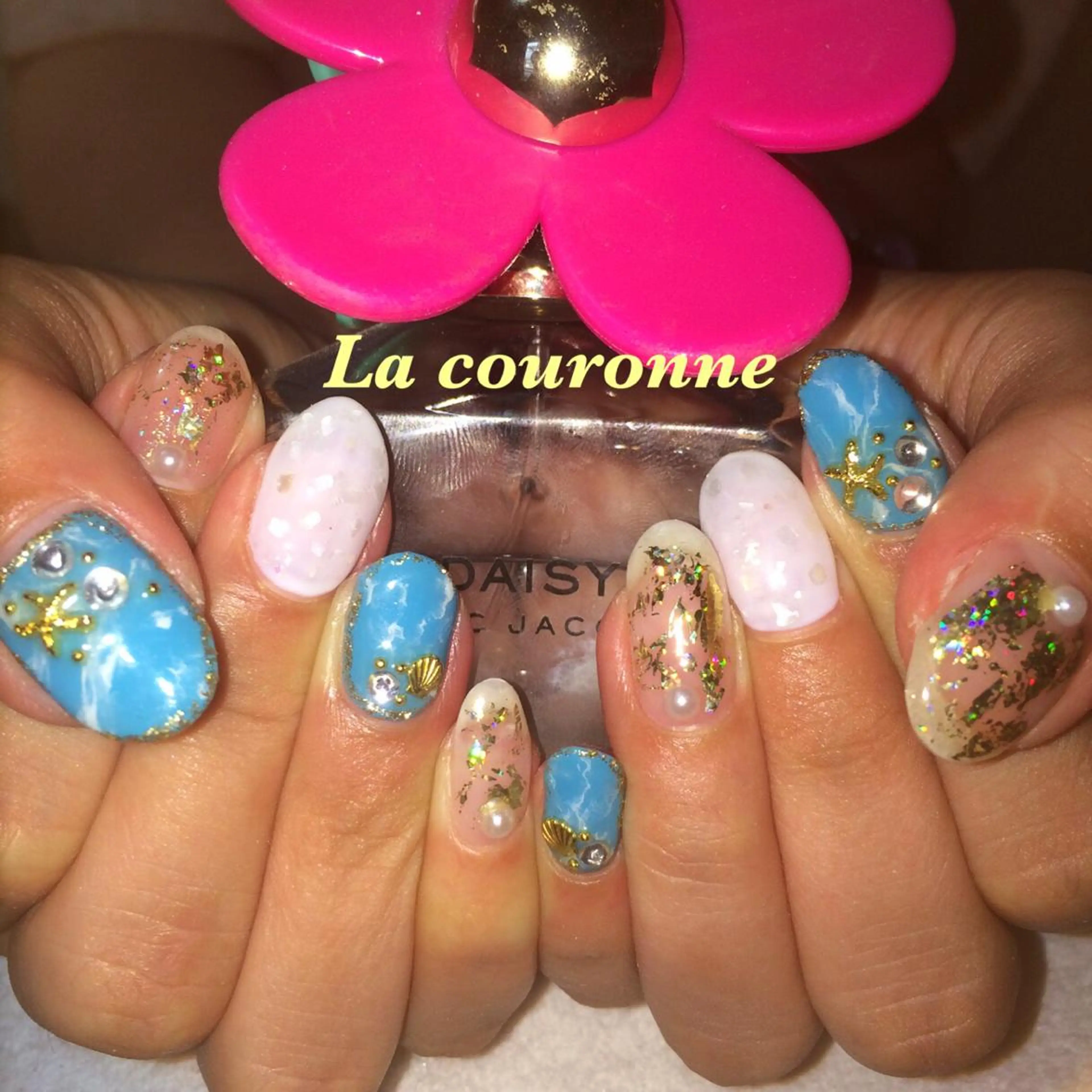 ネイル Lacouronne NATSUMIのネイルデザイン