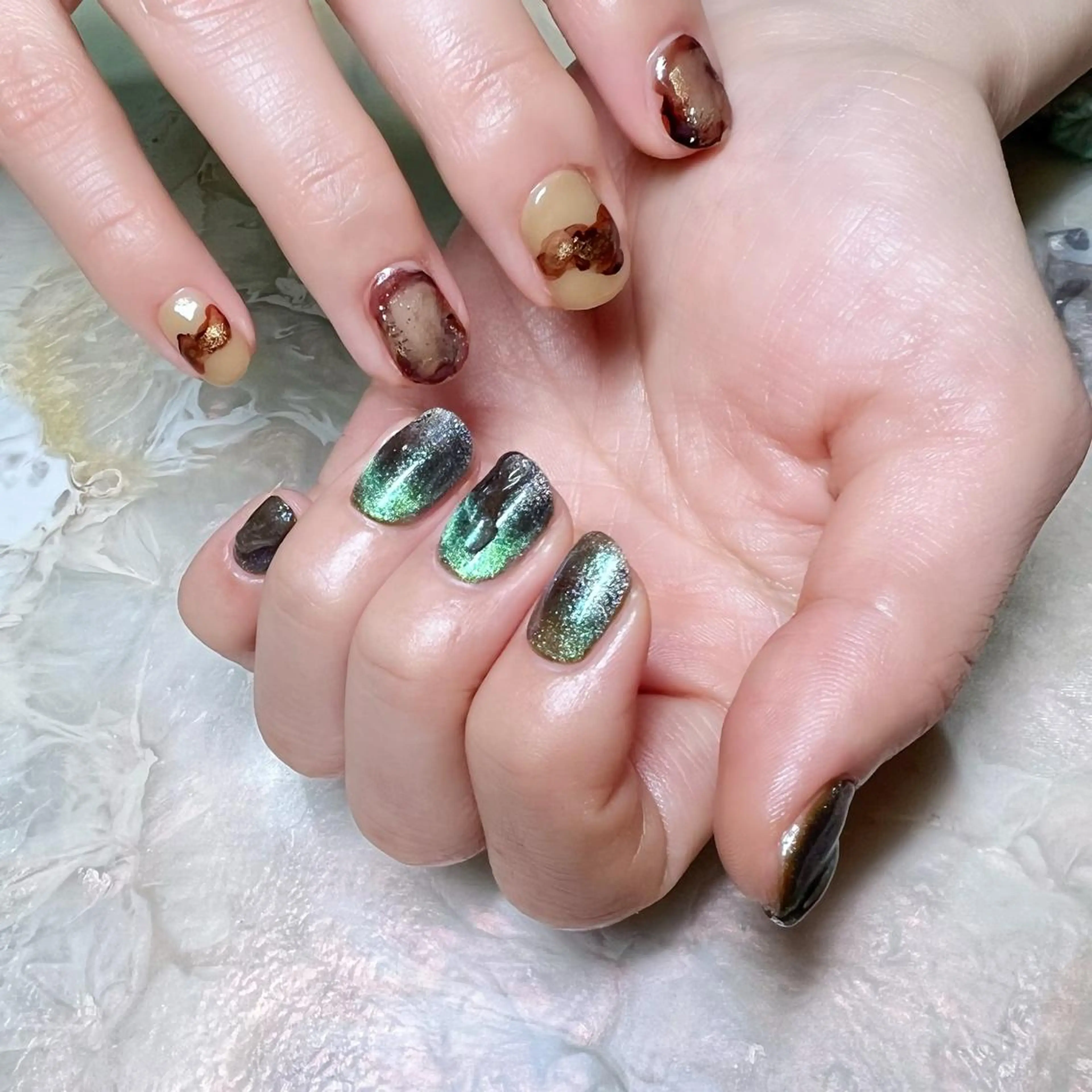 ネイル マグネットネイル ニュアンスネイル ショートネイル gemickle nailのネイルデザイン