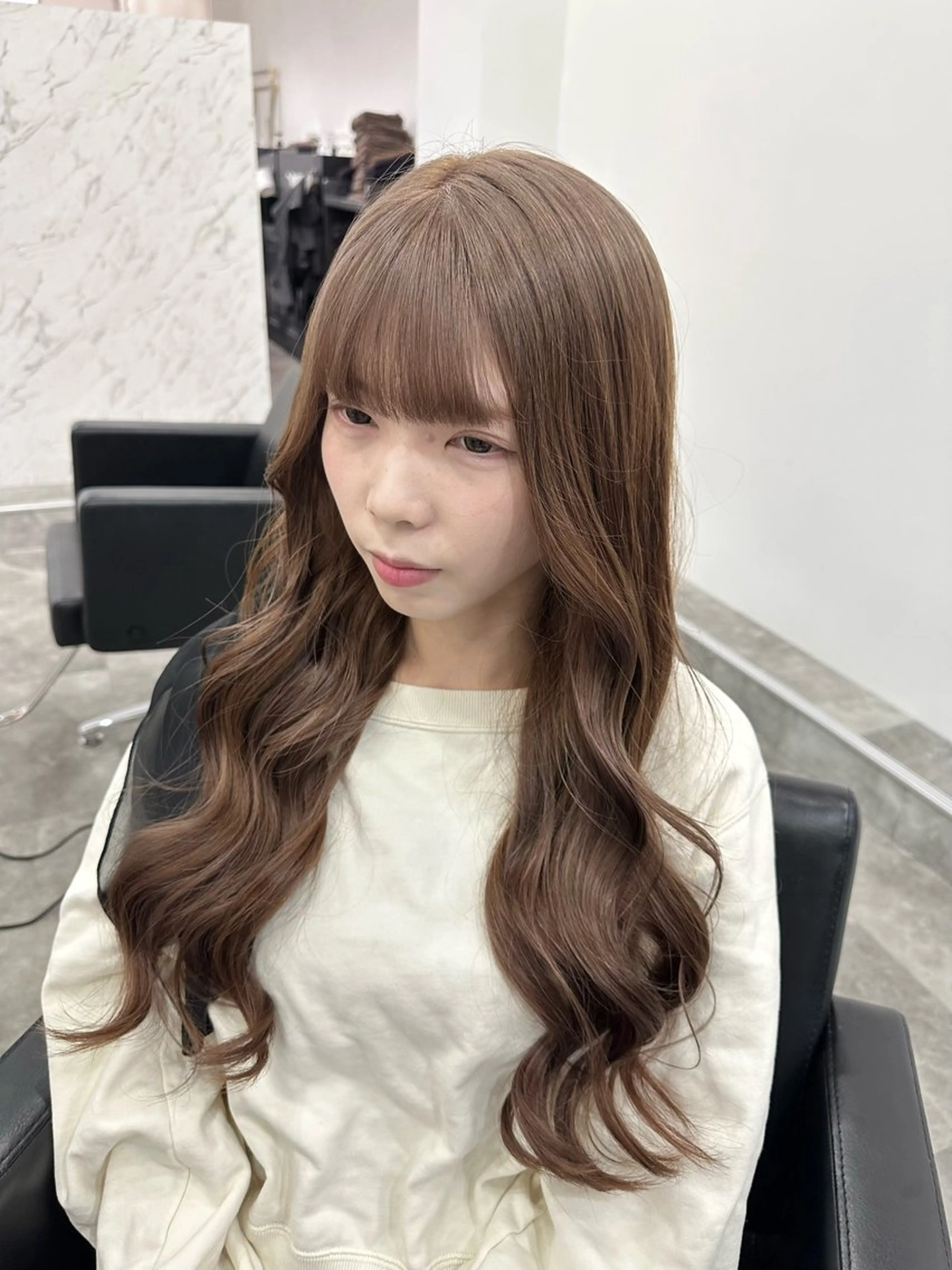 ロング カラー ヘアアレンジ ブラウンカラー ヘアカラー トリートメント ROSEL末吉 海渡のヘアスタイル