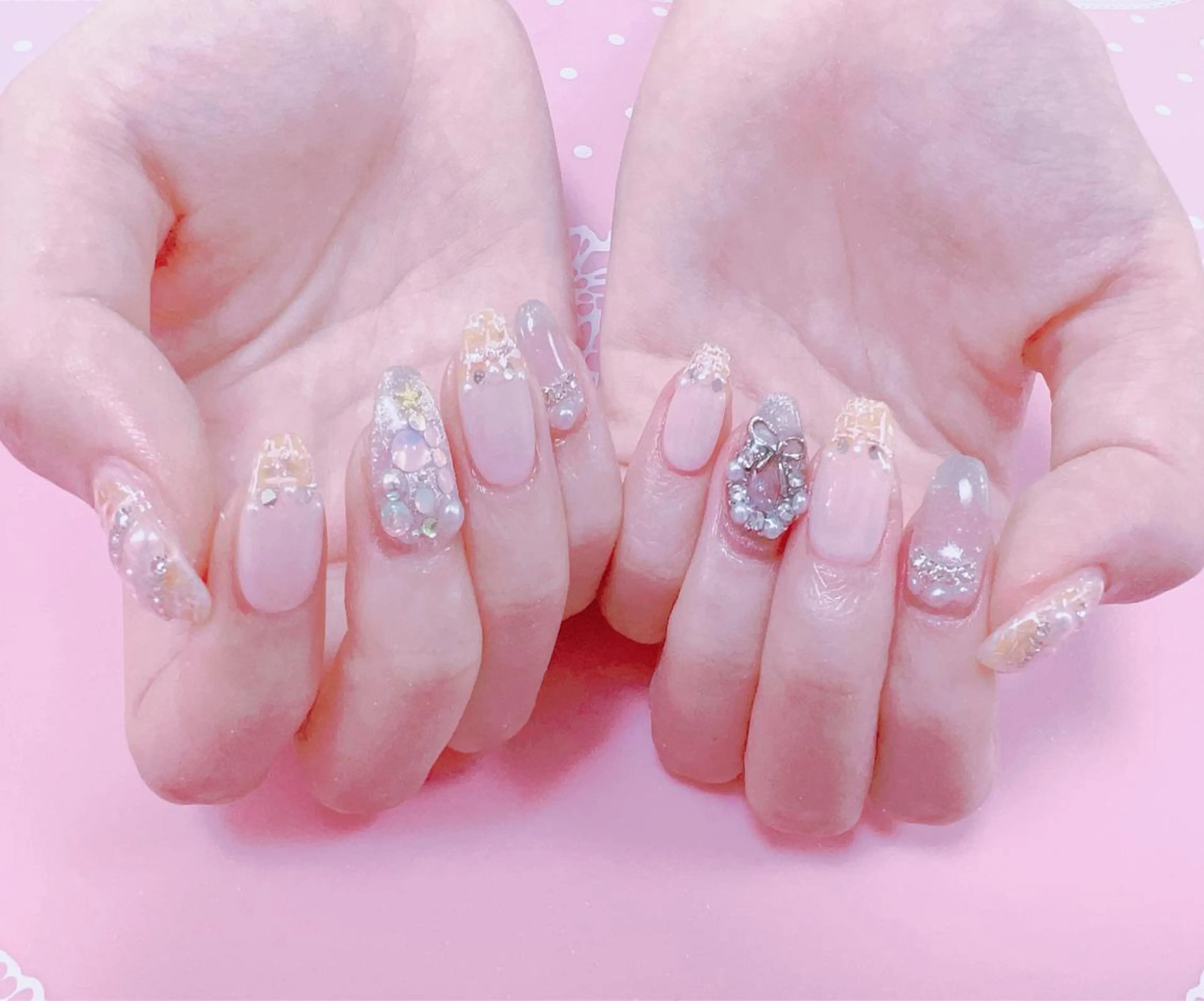 ネイル はぴねす所属・横浜 美夢のネイルデザイン