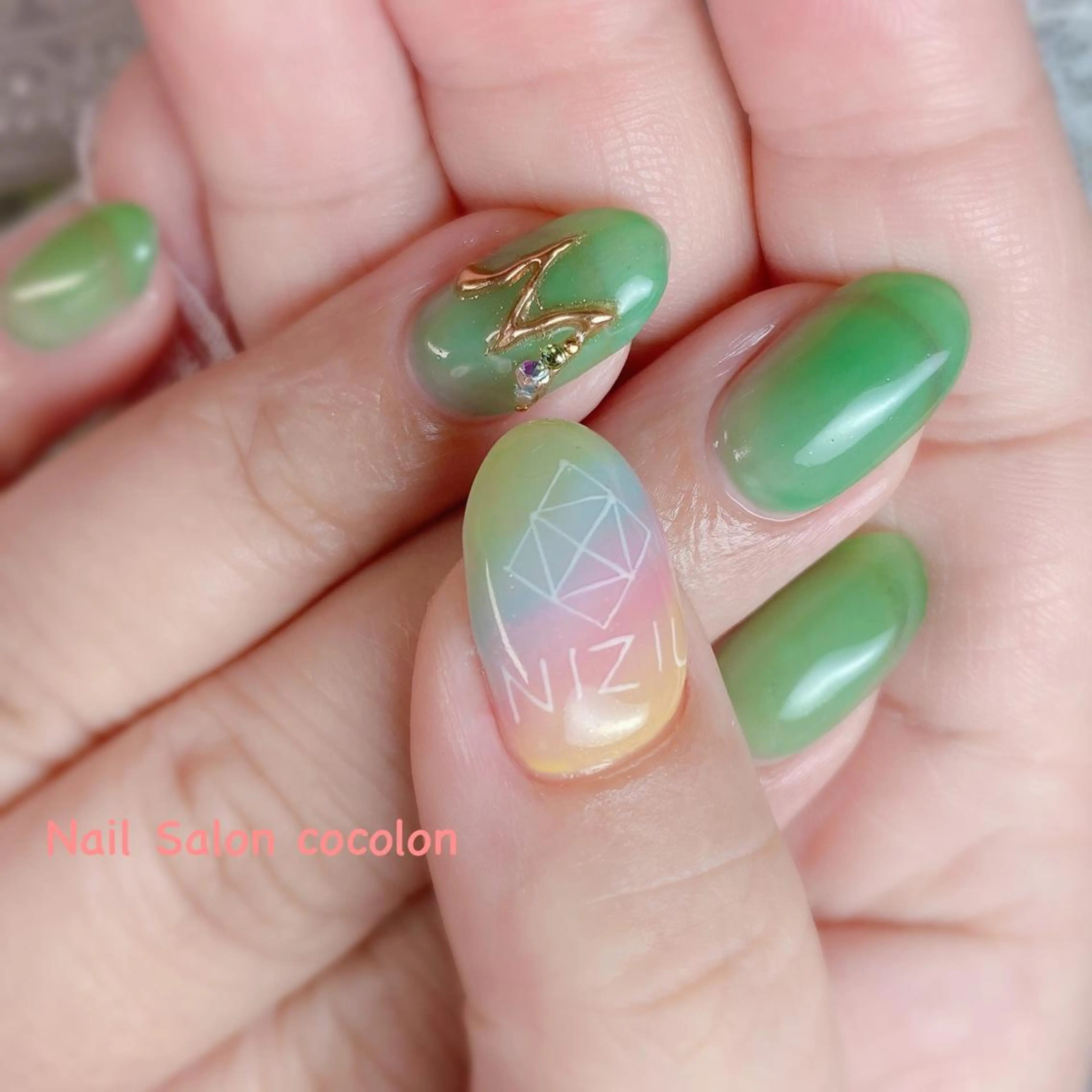 ネイル ハンドネイル 柴崎 美幸のネイルデザイン