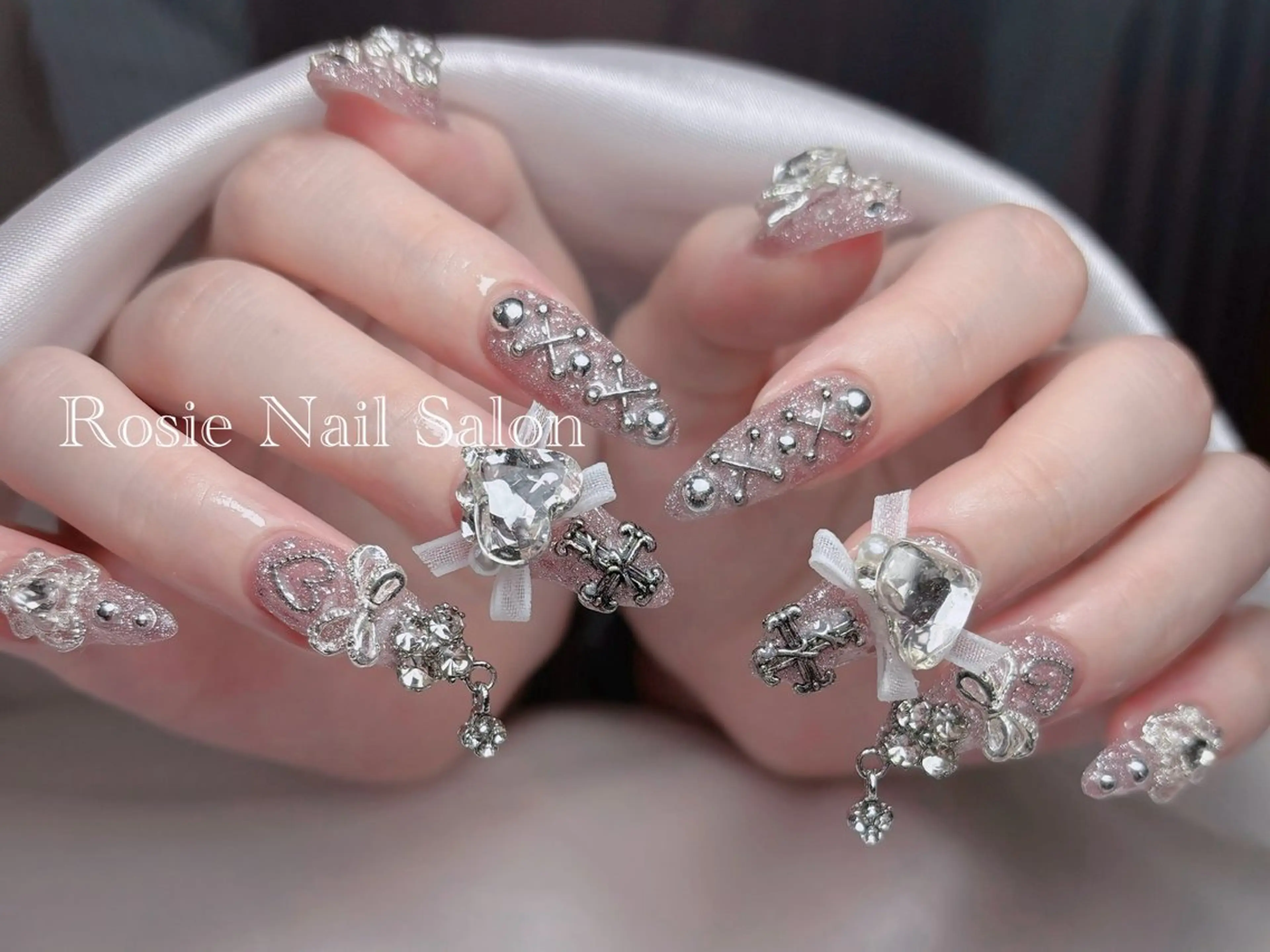 ネイル Rosie Nail サロン南越谷のネイルデザイン