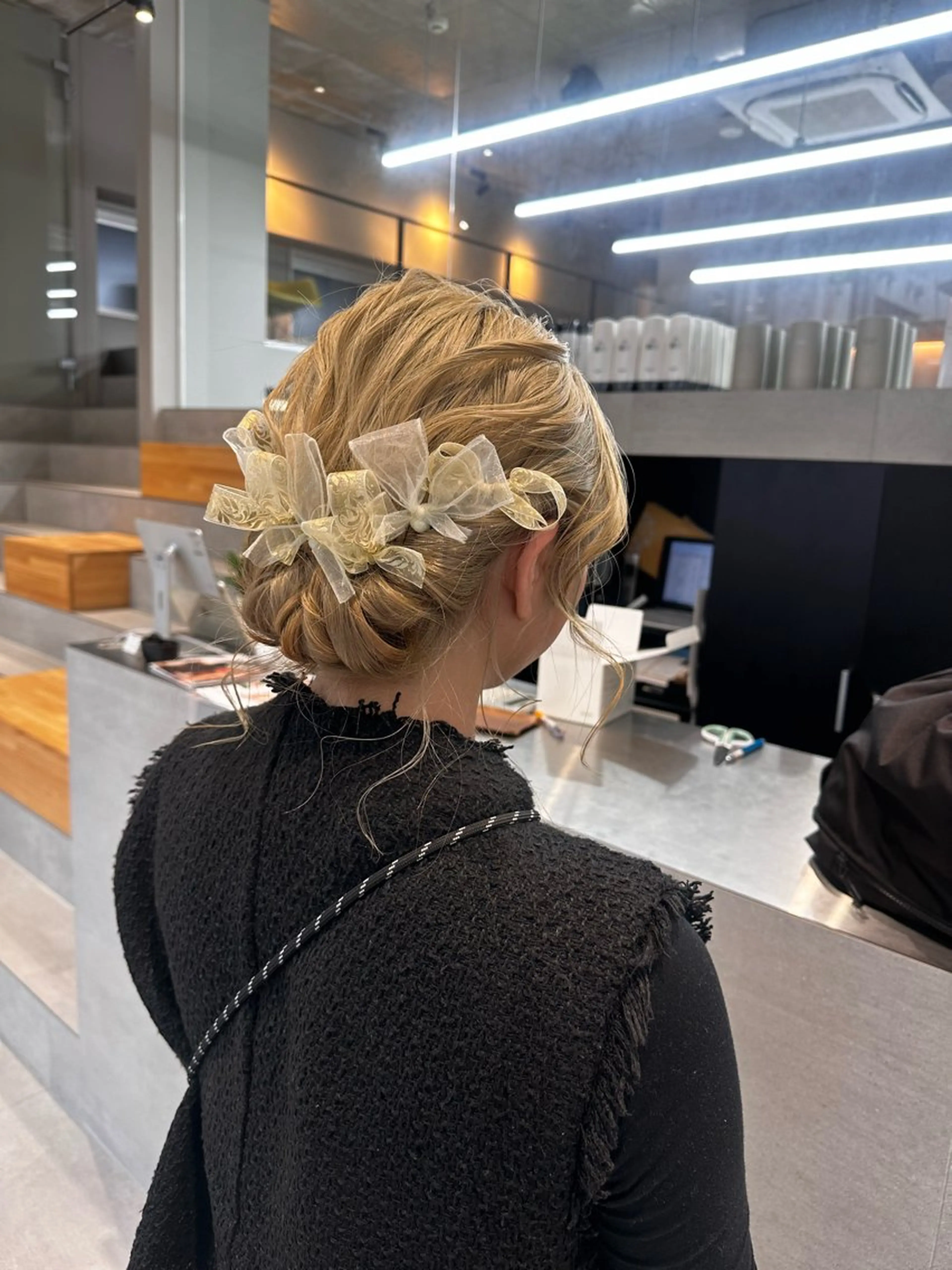 ミディアム ヘアセット 大塚 夏生のヘアスタイル