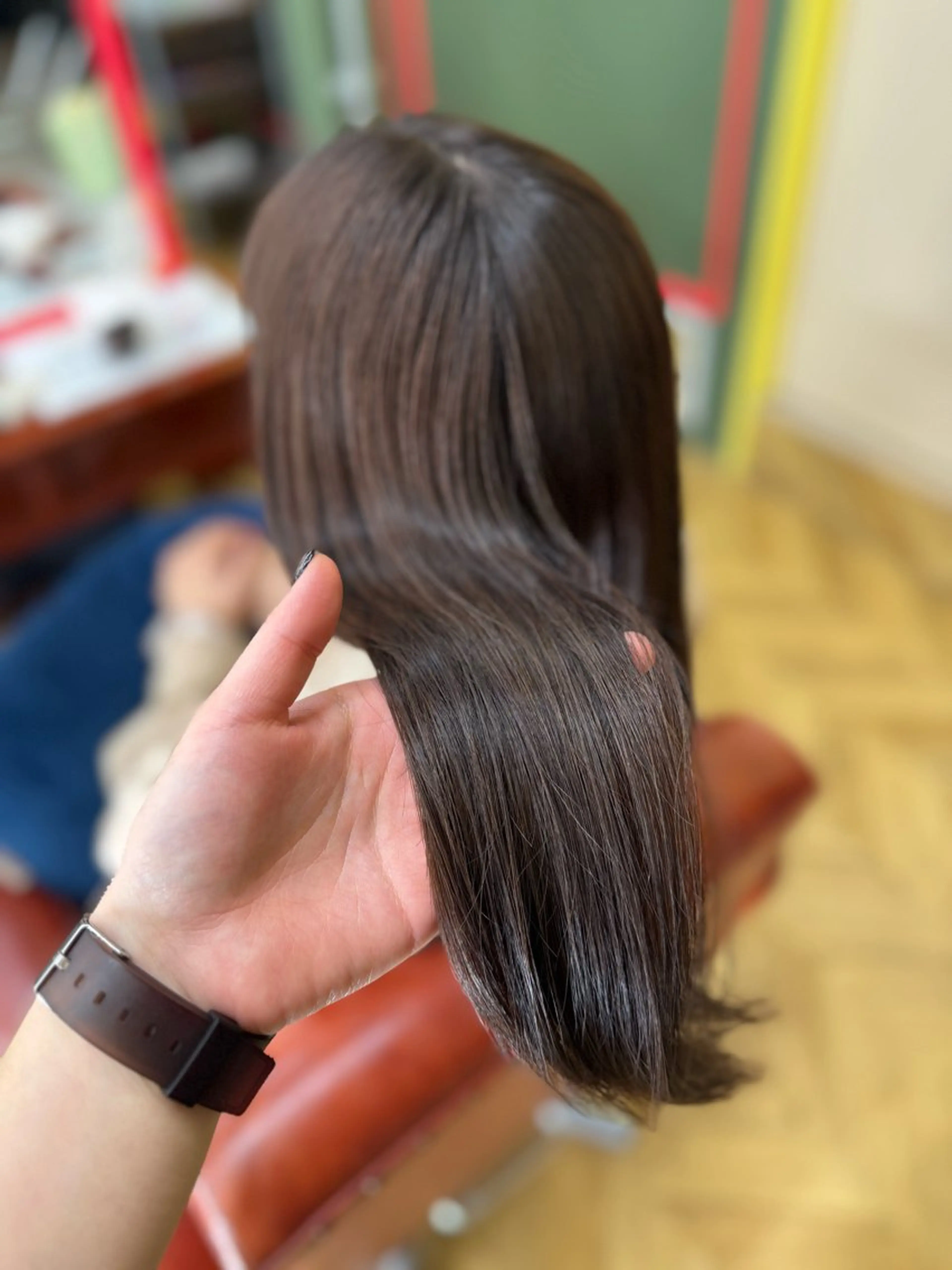 ロング カラー 米倉 麻衣のヘアスタイル