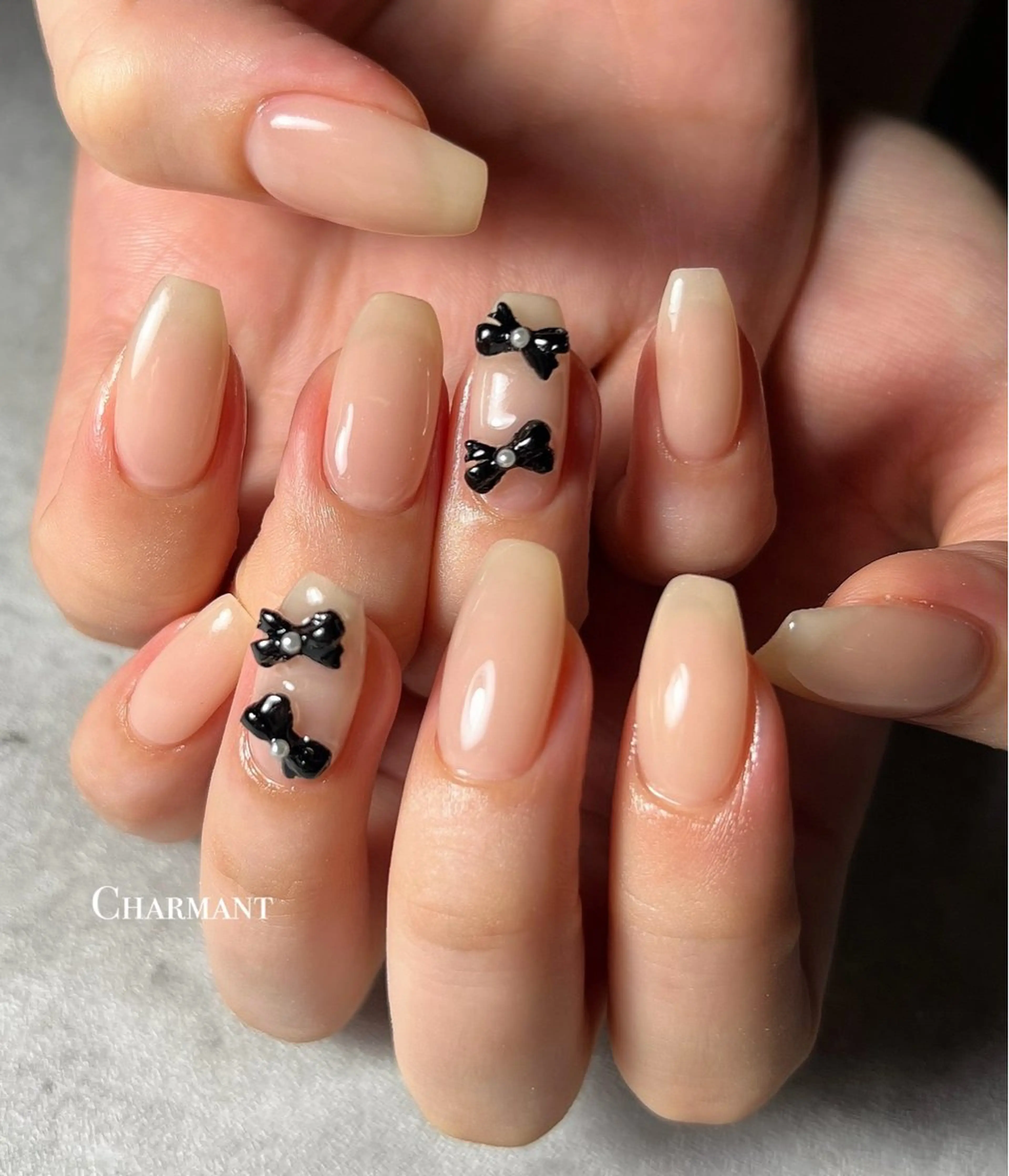 ネイル ハンドネイル Minako 【Charmant】のネイルデザイン