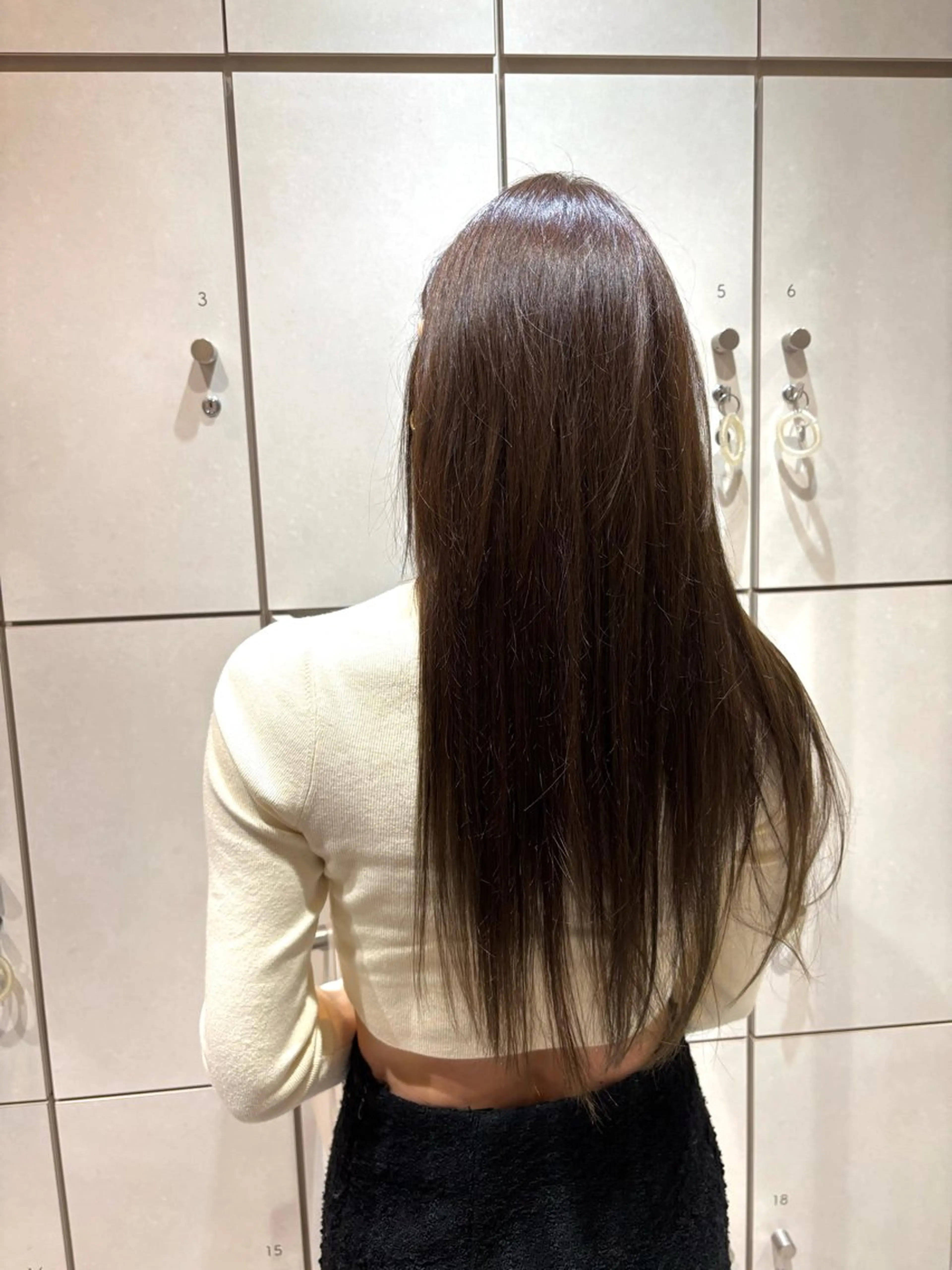 ロング カラー ベージュカラー 透明感カラー イルミナカラー オリーブベージュ オリーブカラー ボブ/ショート/金田 夏葵のヘアスタイル
