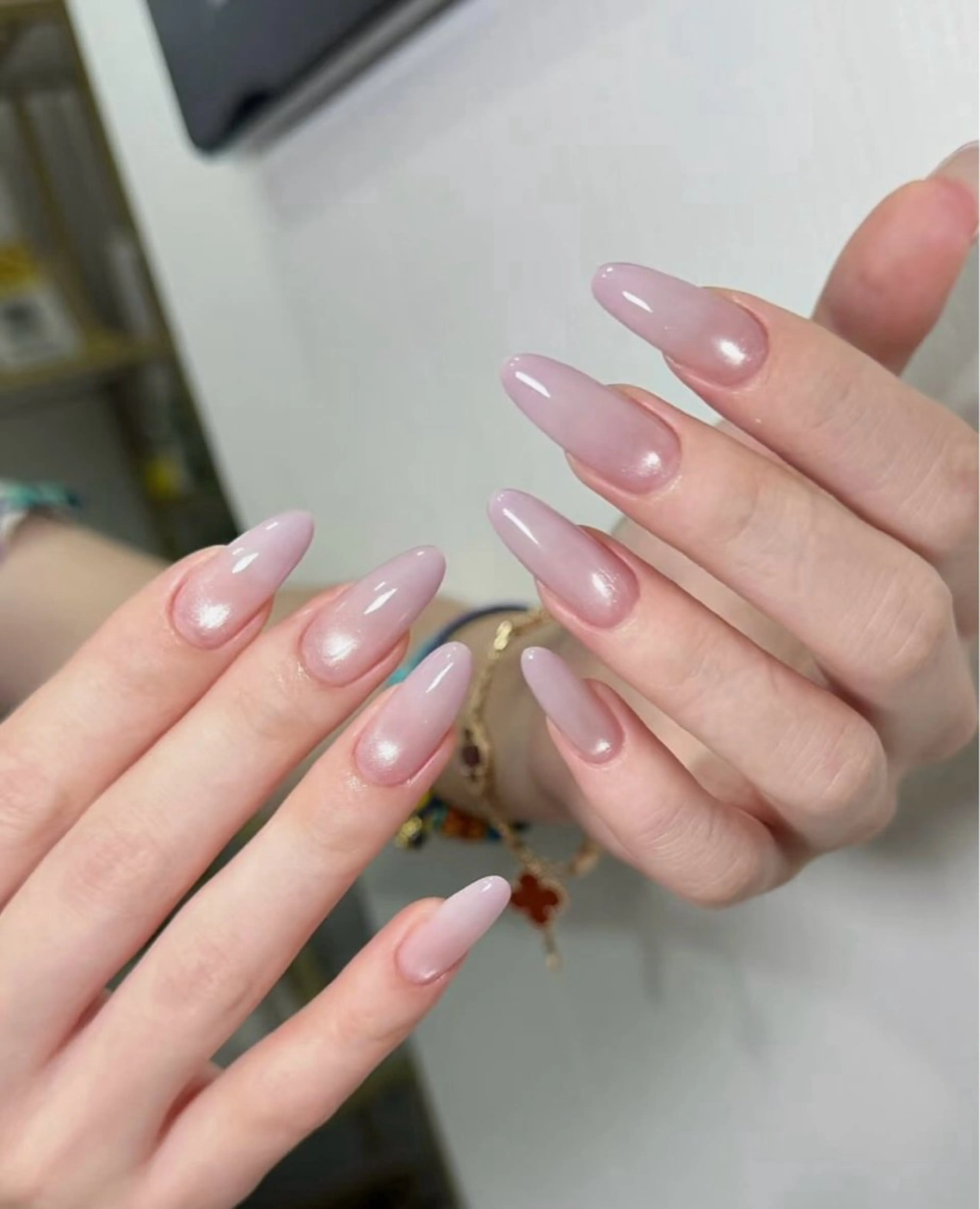 ネイル MOON nailsのネイルデザイン