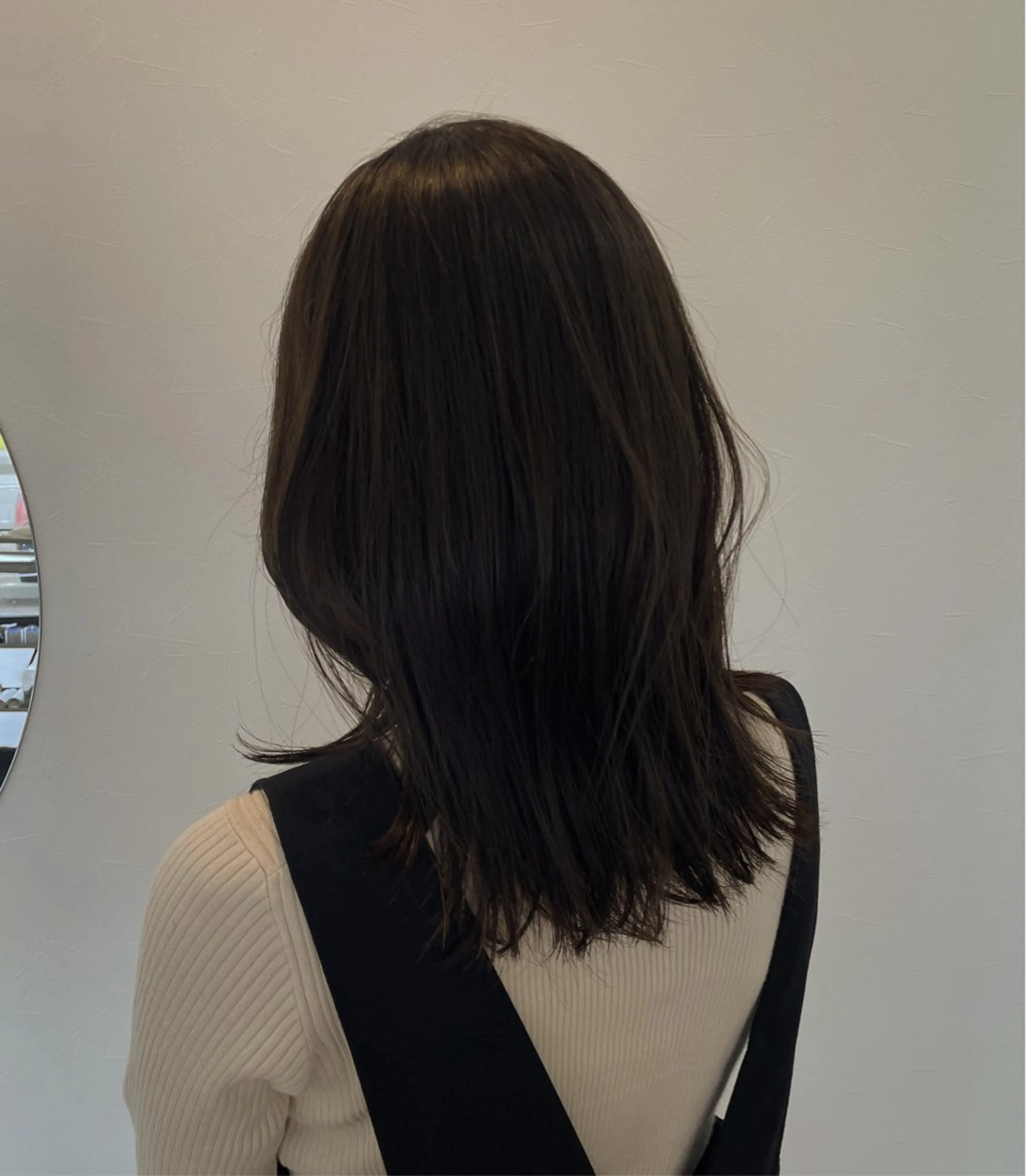 セミロング カット ヘアカラー トリートメント 前川 瑞希のヘアスタイル