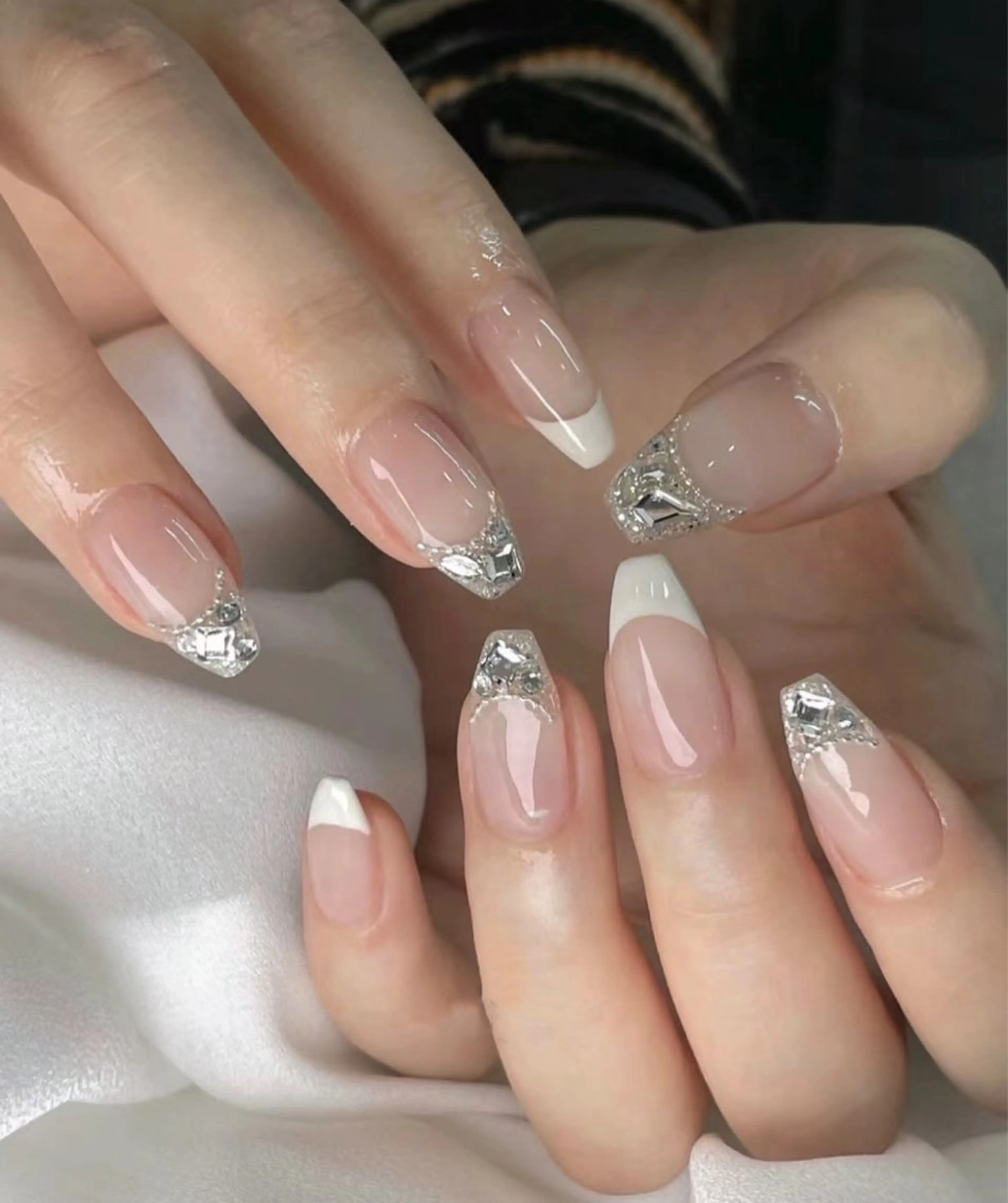 ネイル ハンドネイル ハンドケア 🍑 momo_nailのネイルデザイン