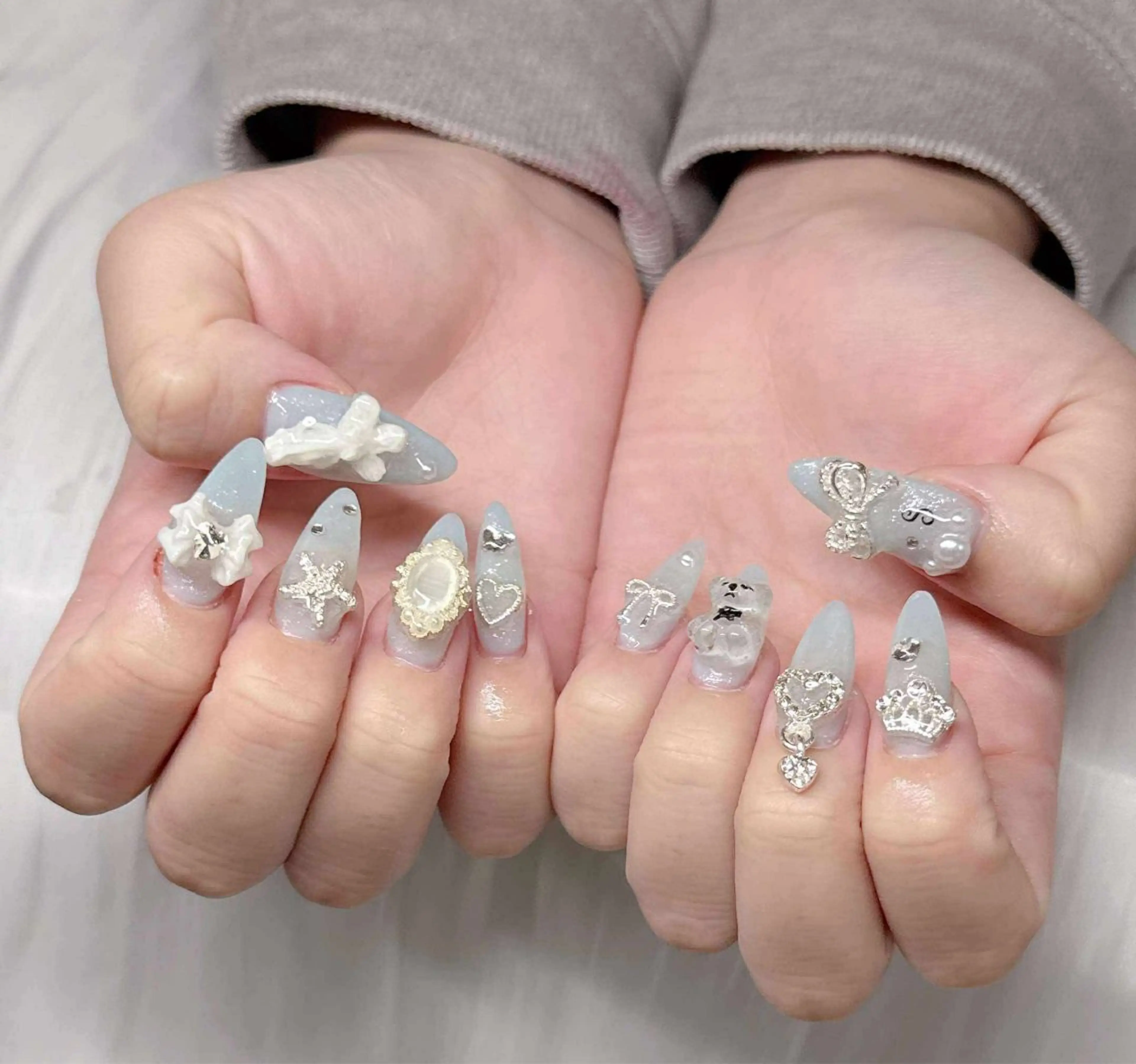 ネイル ハンドネイル Lee Nailsのネイルデザイン