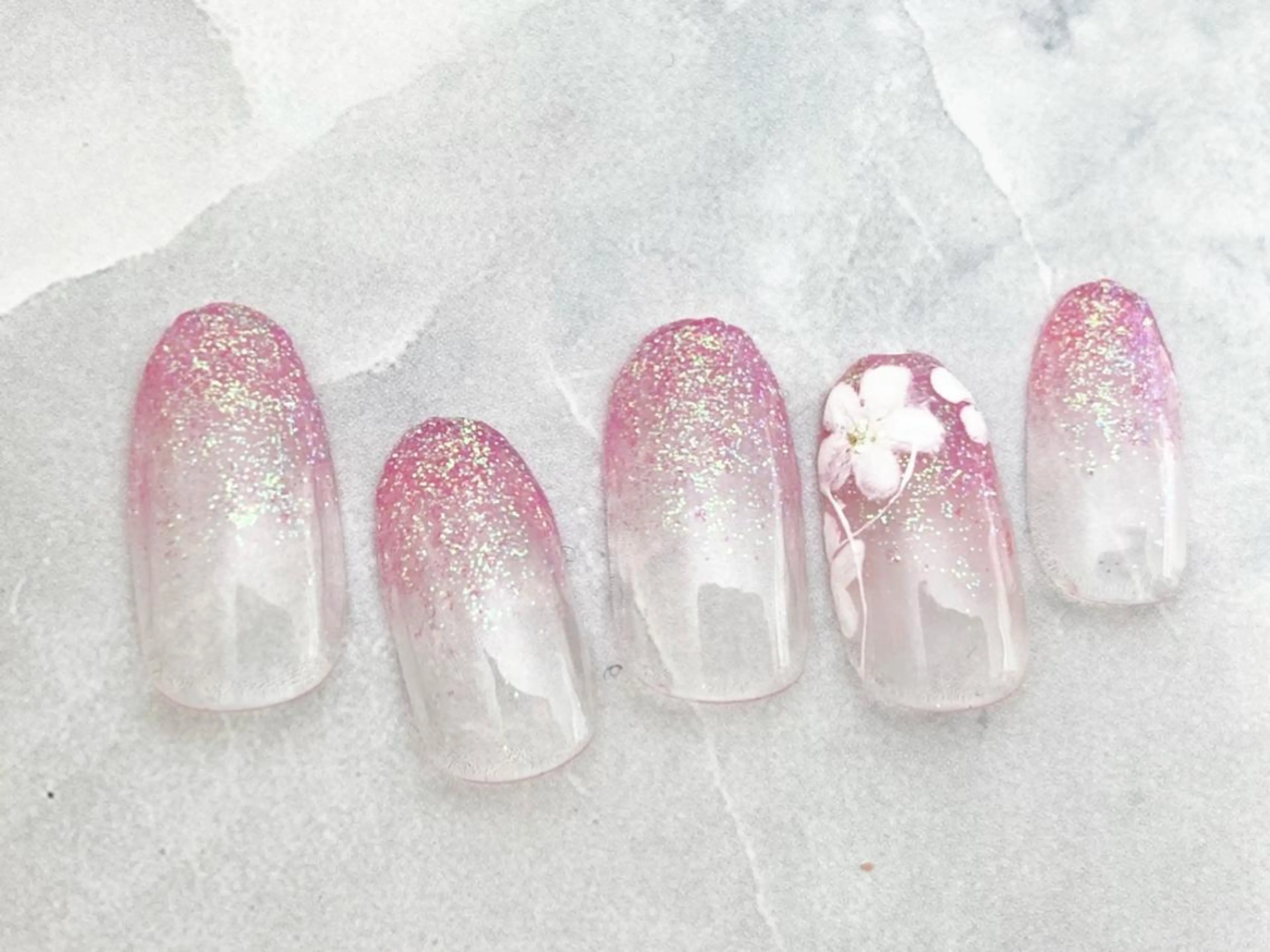 マツエク・マツパ セレナ銀座 Nagahashiのネイルデザイン